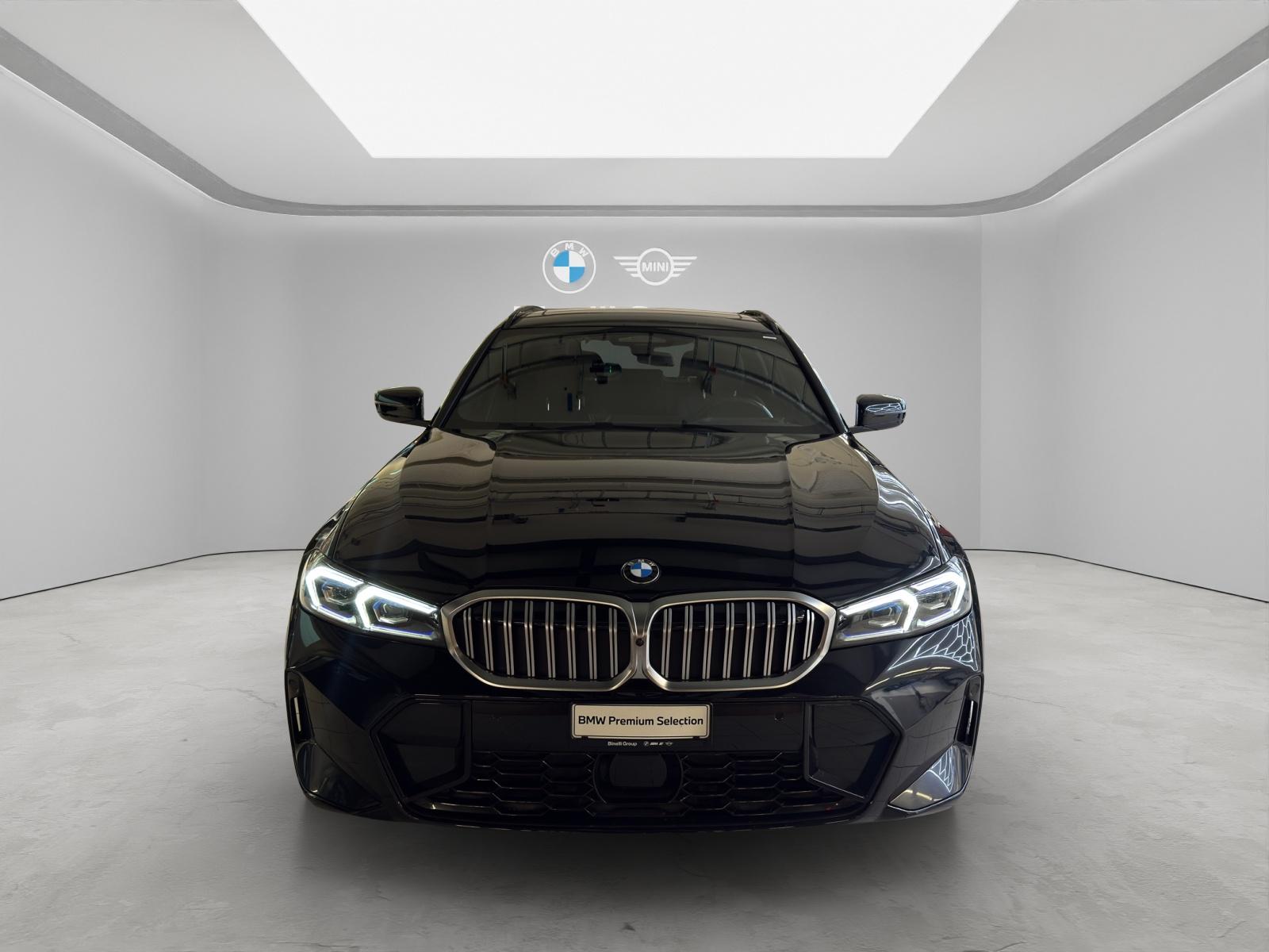 BMW 330d xDrive Touring M Sport-showroom-element-1