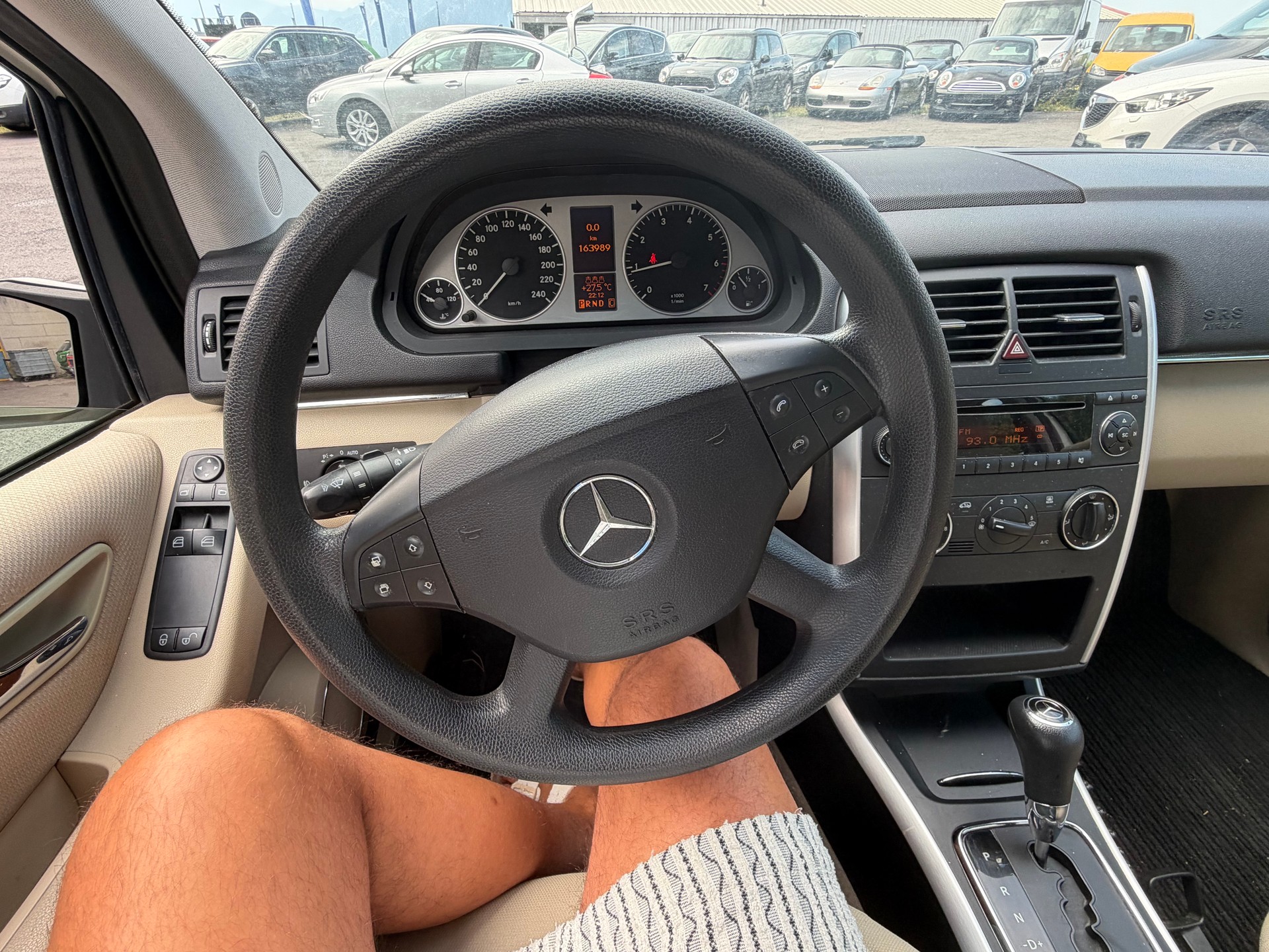 MERCEDES-BENZ B 200-image-10