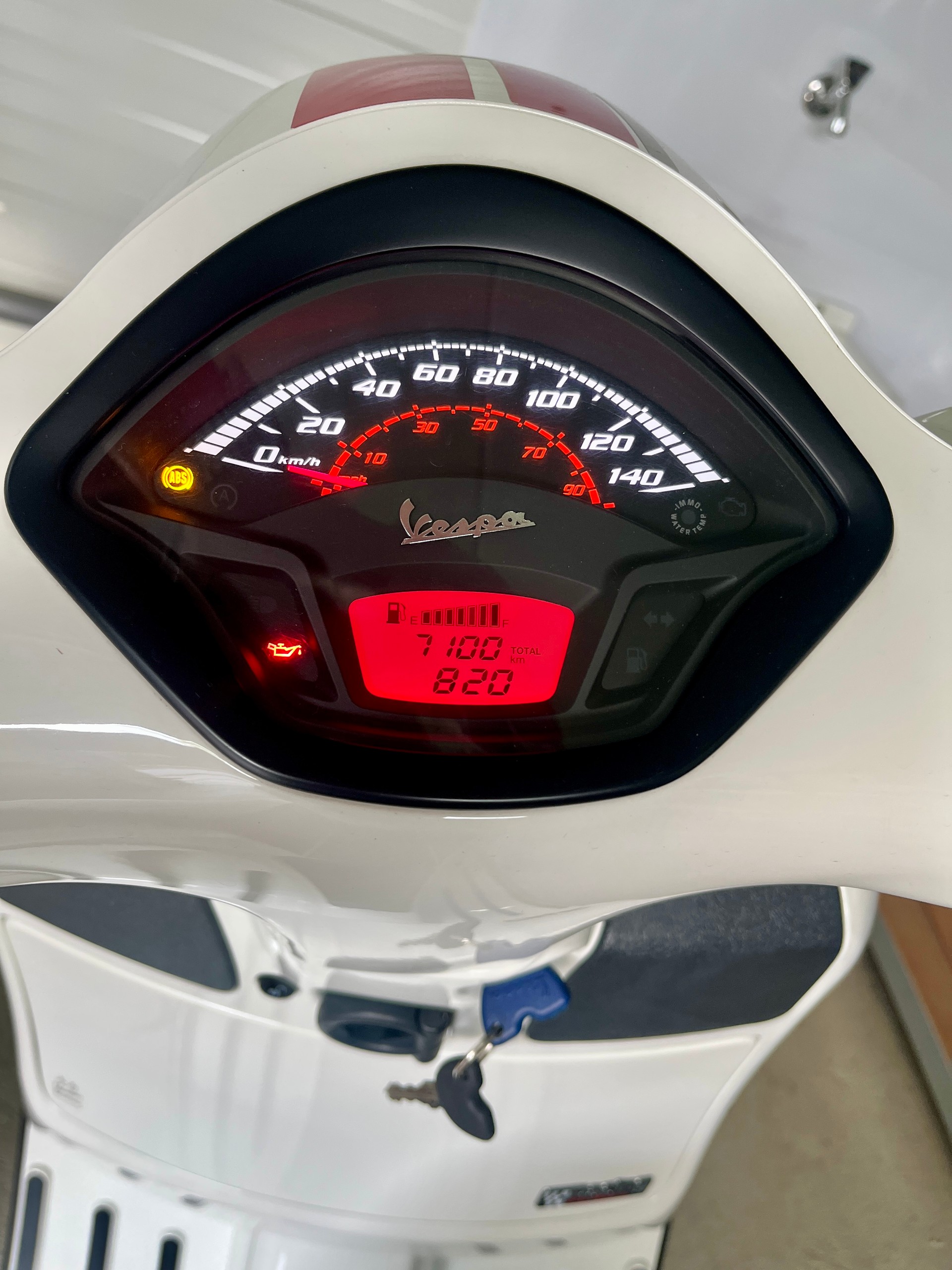 PIAGGIO Vespa GTS 125 i.e ABS-image-5