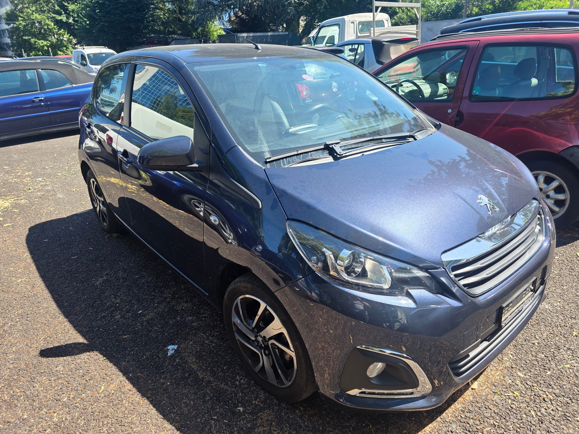 PEUGEOT 108 1.2 VTi Active-image-2