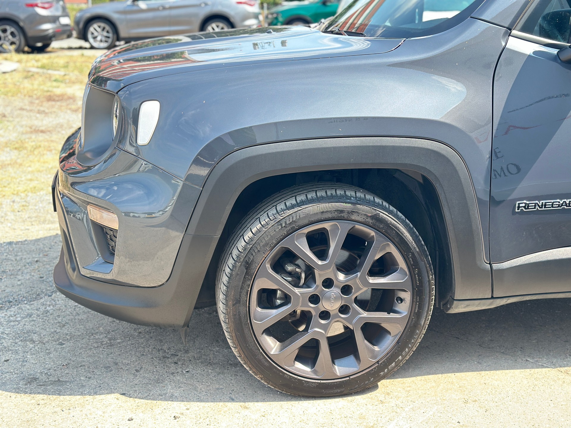 JEEP Renegade 1.5 MHEV Swiss Limited-image-4