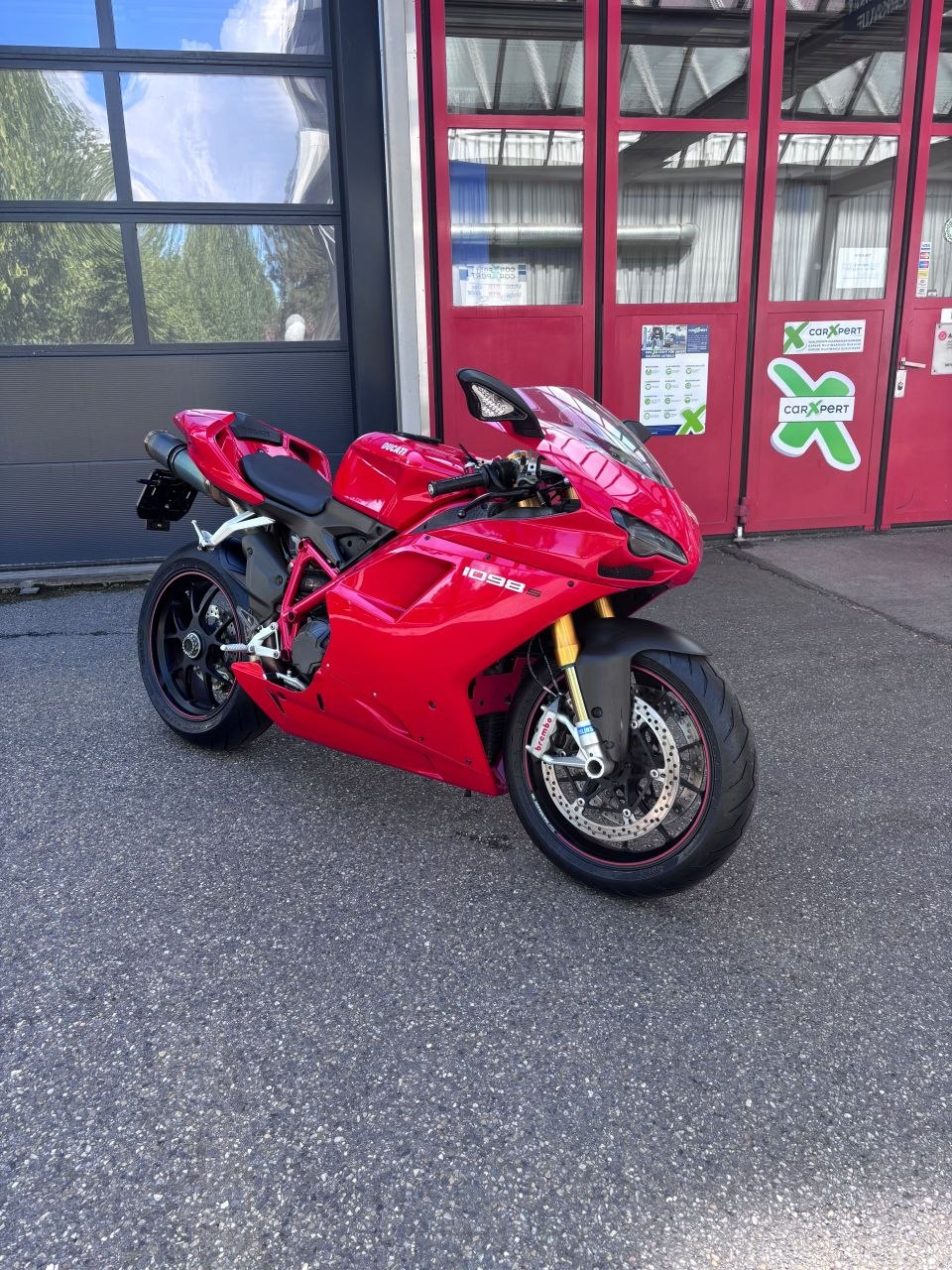 DUCATI 1098 S-image-0