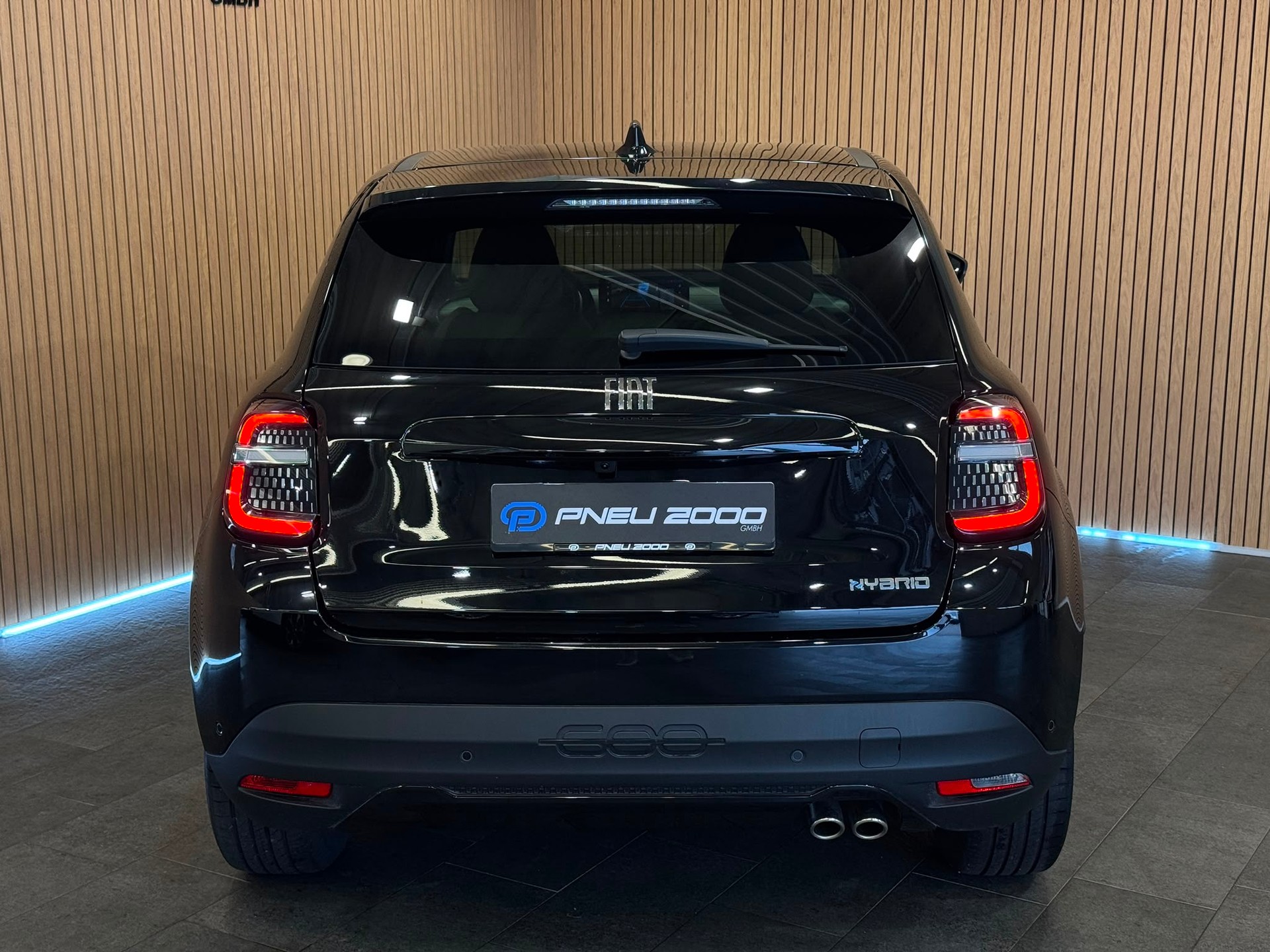 FIAT 600h MildHybrid La Prima-showroom-element-3