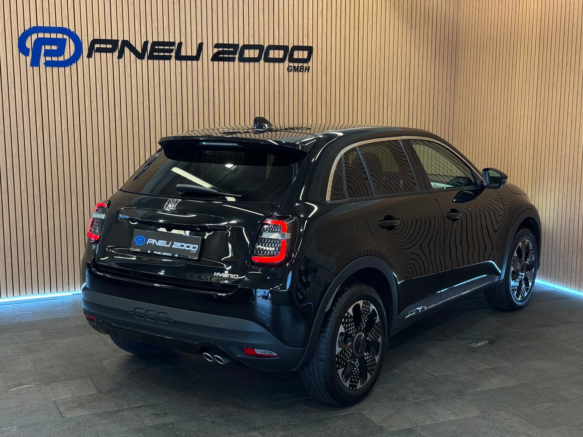 FIAT 600h MildHybrid La Prima-showroom-element-2