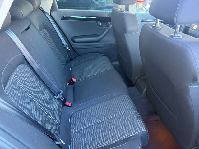 SEAT Exeo ST 2.0 TDI Sport multitronic-image-9
