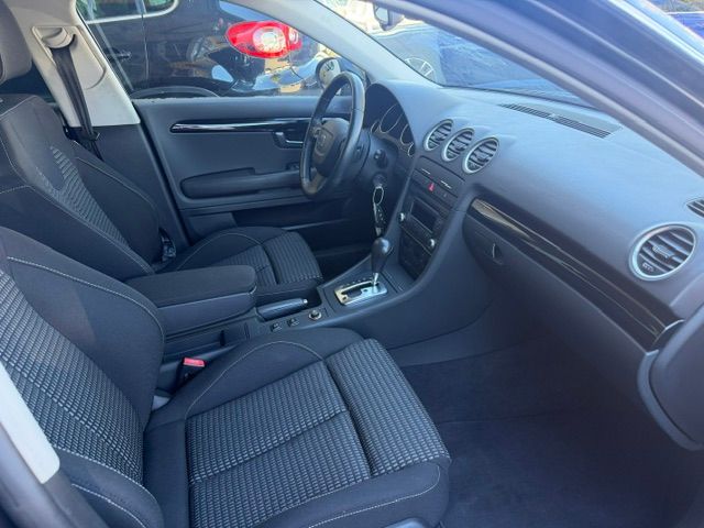 SEAT Exeo ST 2.0 TDI Sport multitronic-image-7