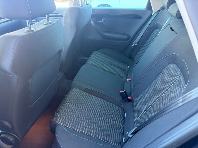 SEAT Exeo ST 2.0 TDI Sport multitronic-image-8