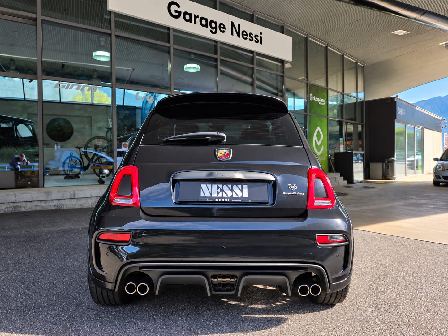 FIAT 595 1.4 16V Turbo Abarth Scorpion Legend-showroom-element-3