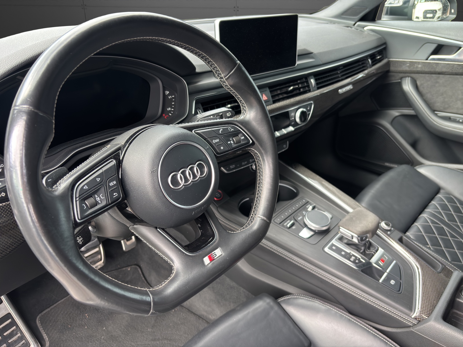 AUDI S4 Avant 3.0 TFSI quattro tiptronic-showroom-element-3