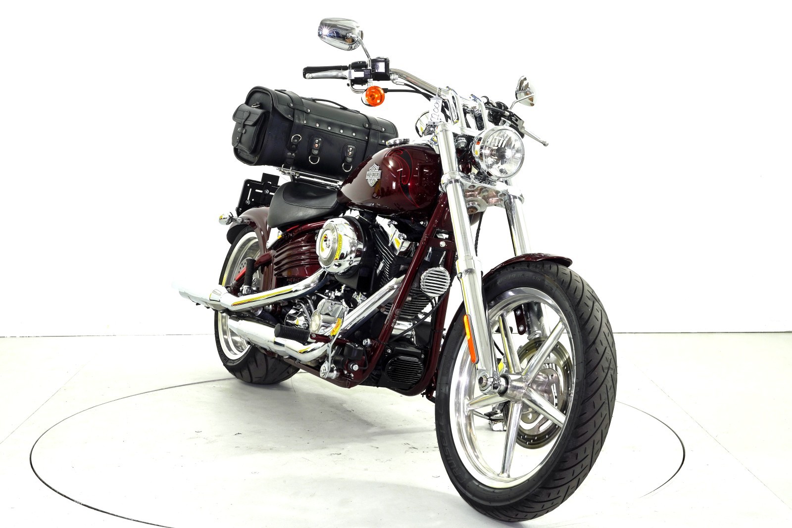 HARLEY-DAVIDSON FXCWC-image-1