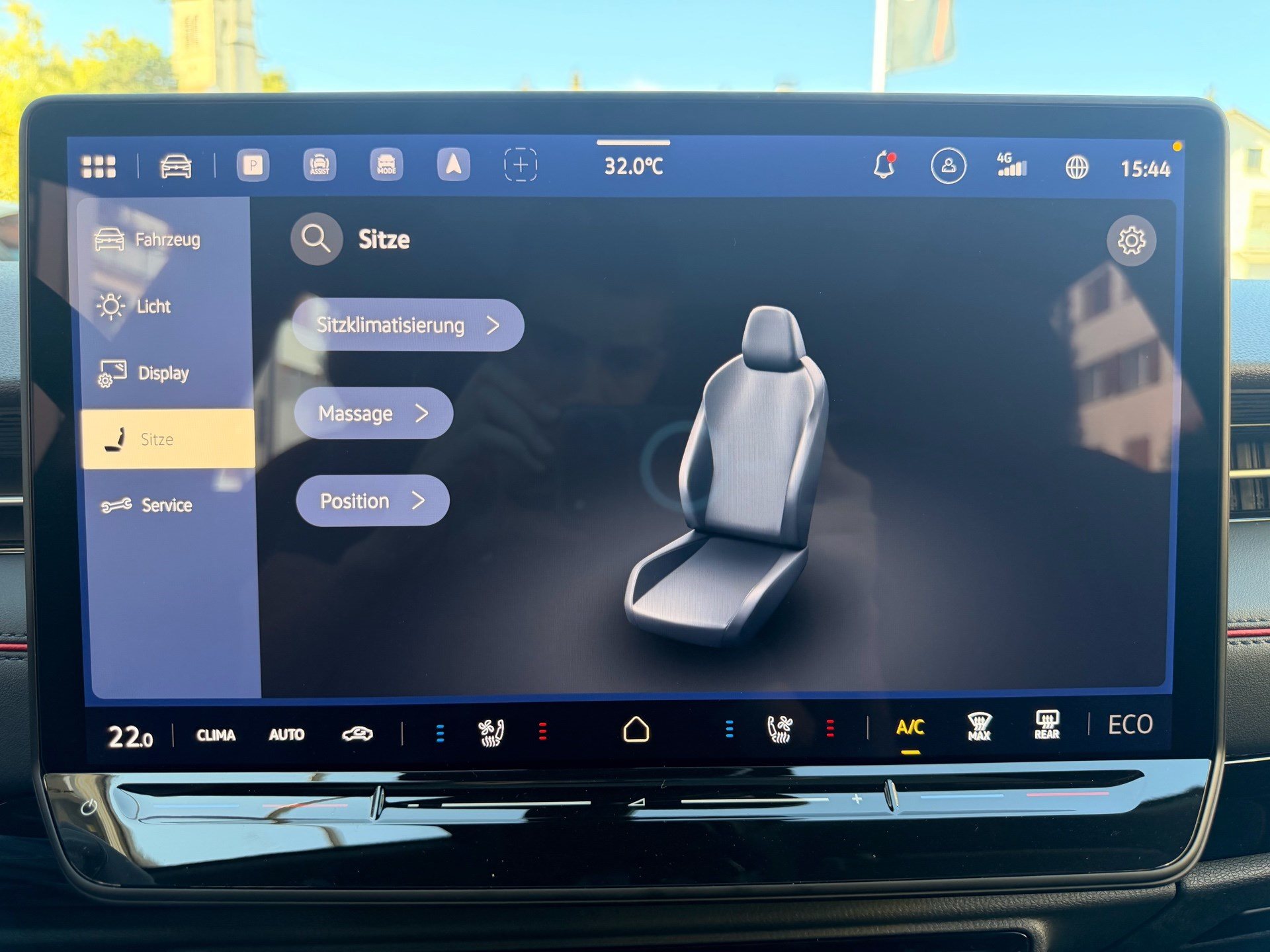VW ID.7 TOURER GTX 340 PS 4MOTION *** VOLLAUSSTATTUG IN GRENADILSCHWARZ ***-image-18