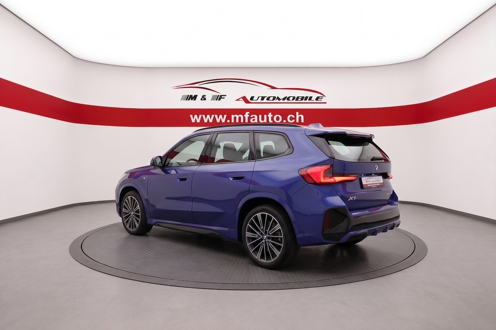 BMW X1 23d xDrive M-Sport * CH Fahrzeug *-showroom-element-3