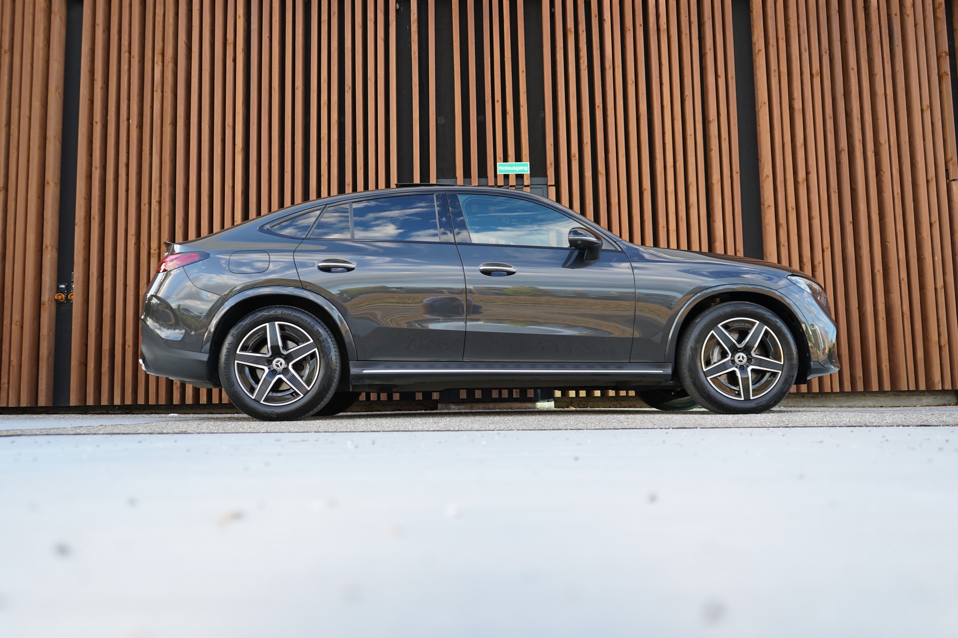 MERCEDES-BENZ GLC COUPÉ 220 D 4MATIC AMG LINE PLUS 9G-TRONIC l 197 PS-showroom-element-2