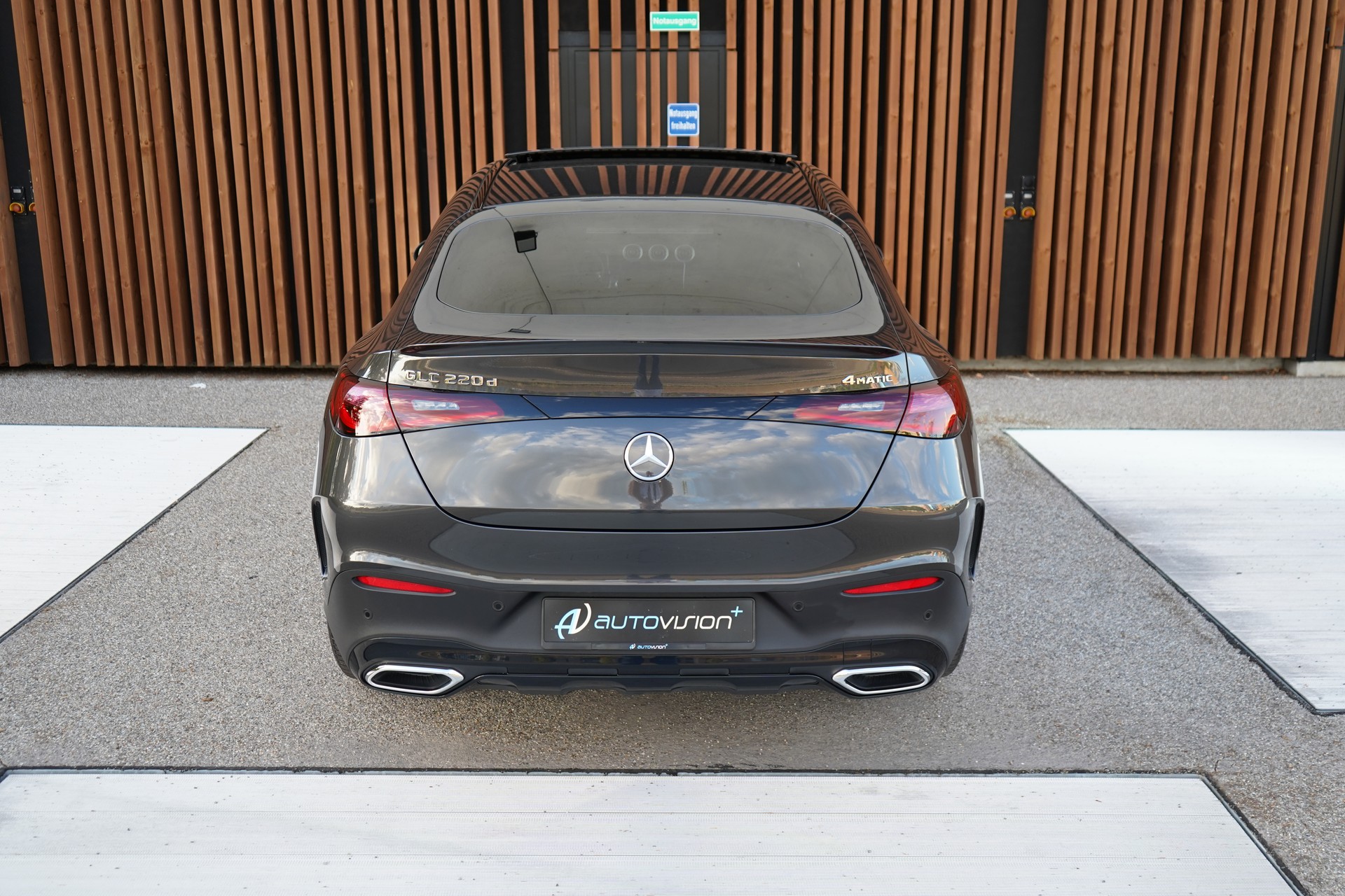 MERCEDES-BENZ GLC COUPÉ 220 D 4MATIC AMG LINE PLUS 9G-TRONIC l 197 PS-image-14