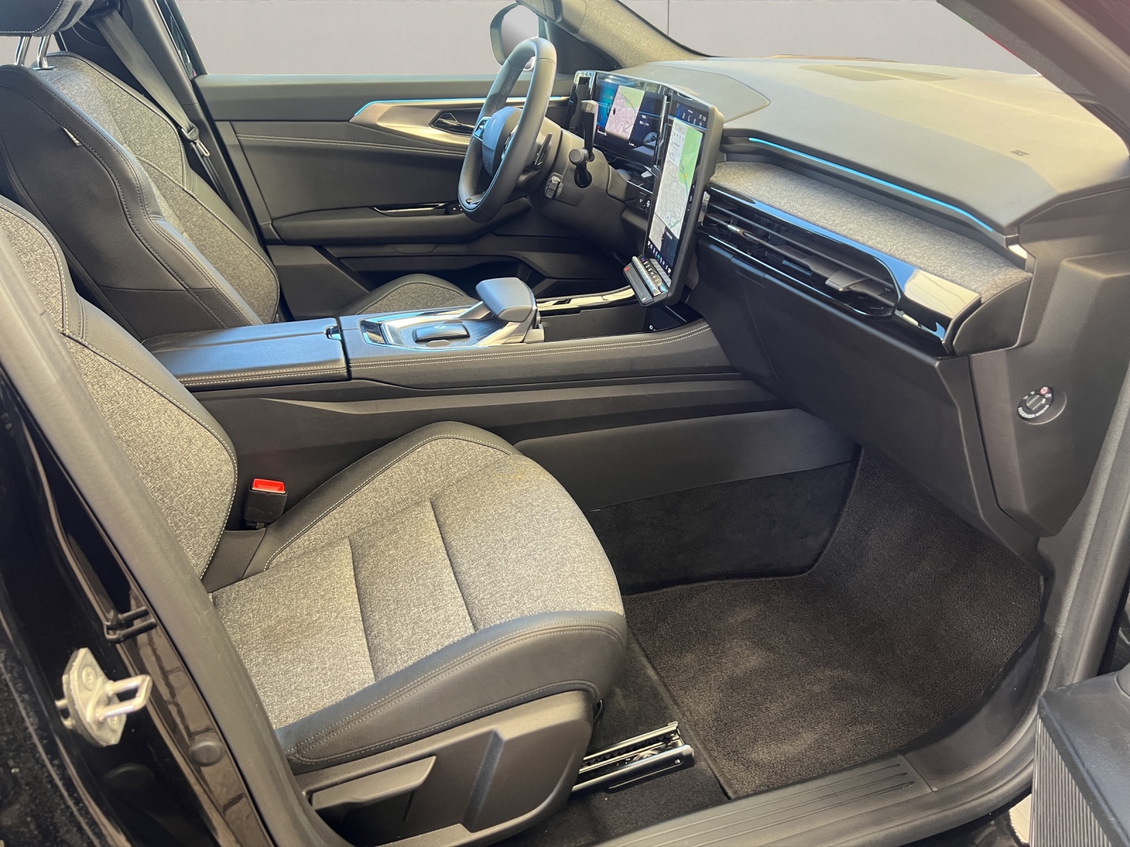 RENAULT Austral 1.3 TCe techno *158PS* Mild-Hybrid-image-9