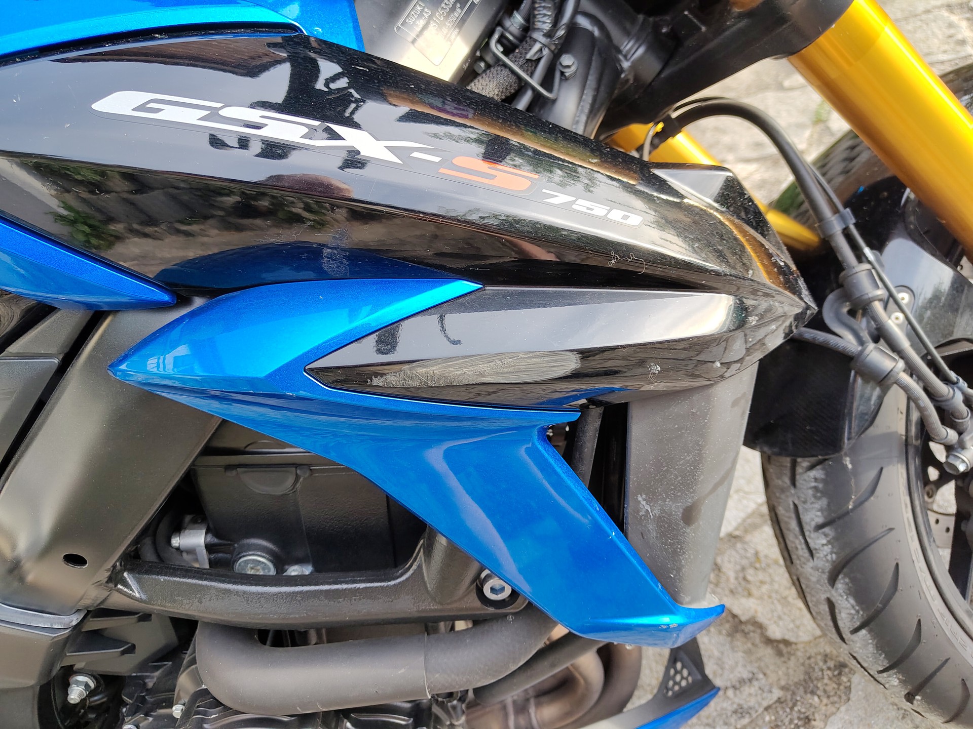 SUZUKI GSX-S 750 ABS-image-4
