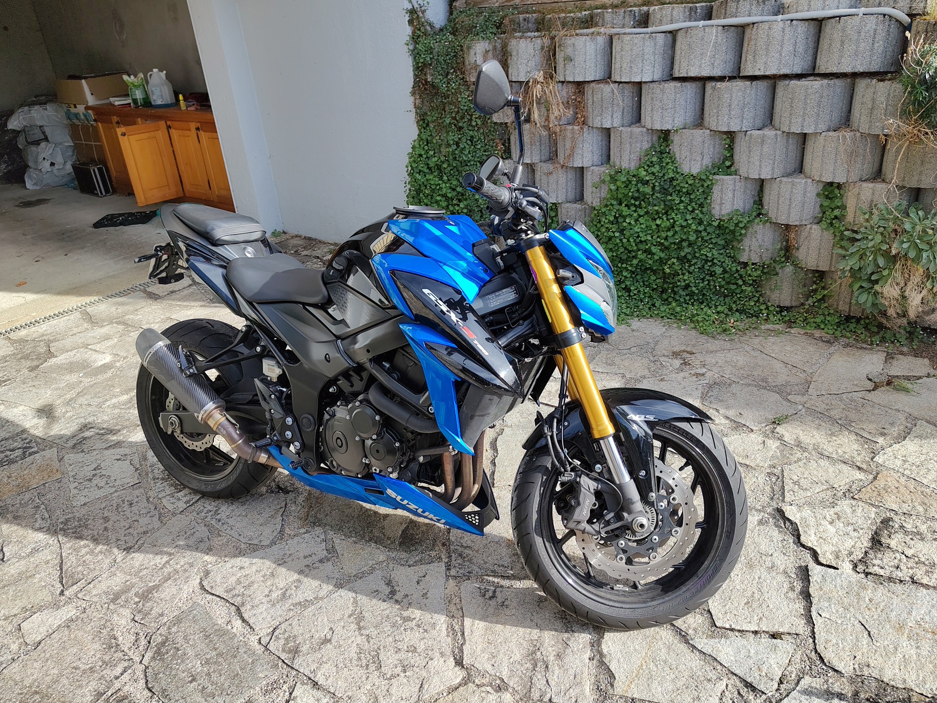 SUZUKI GSX-S 750 ABS-image-0