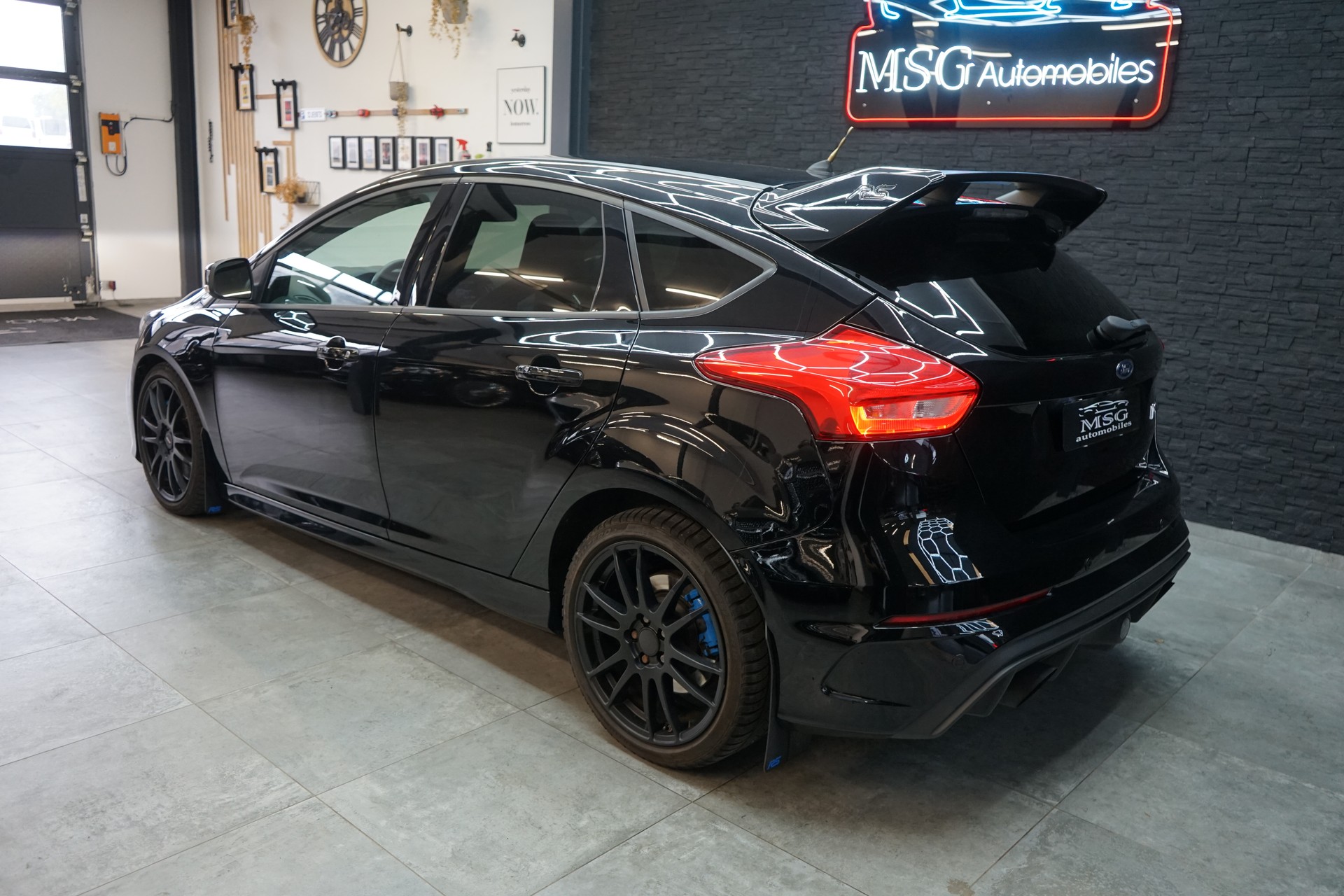FORD Focus 2.3 EcoBoost RS AWD-showroom-element-2