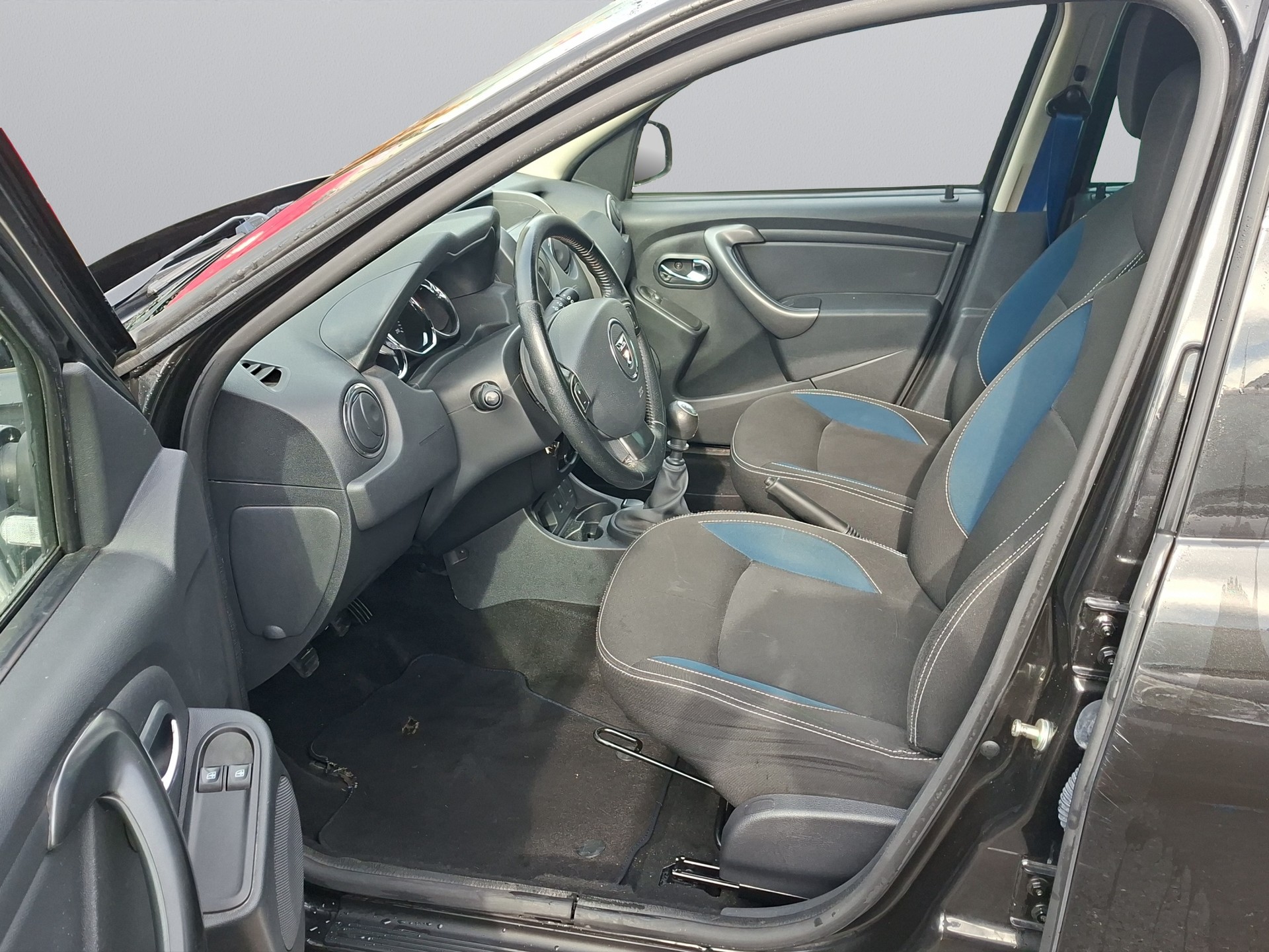 DACIA Duster 1.2 T Ambiance 4x2-image-8