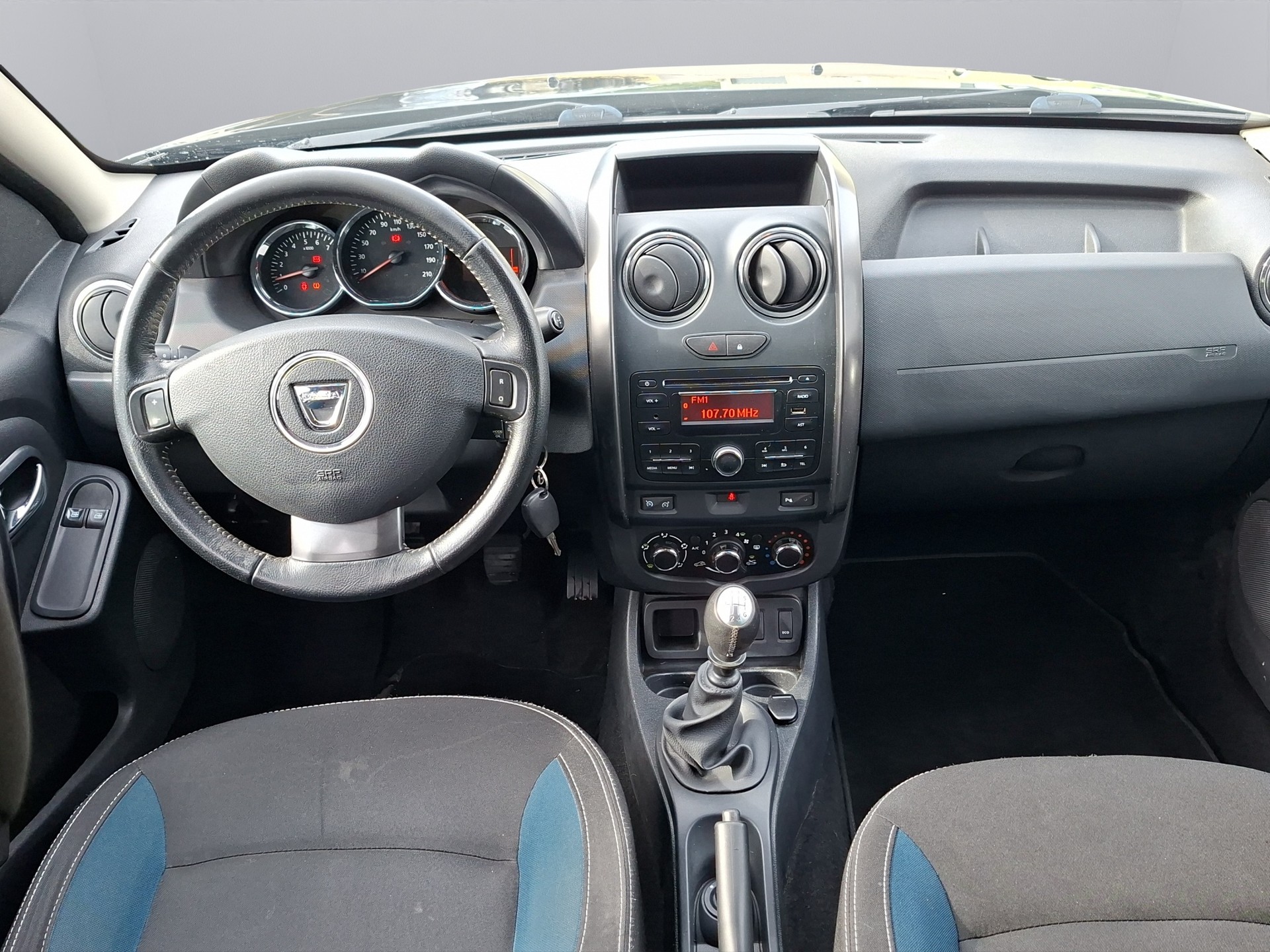 DACIA Duster 1.2 T Ambiance 4x2-image-12