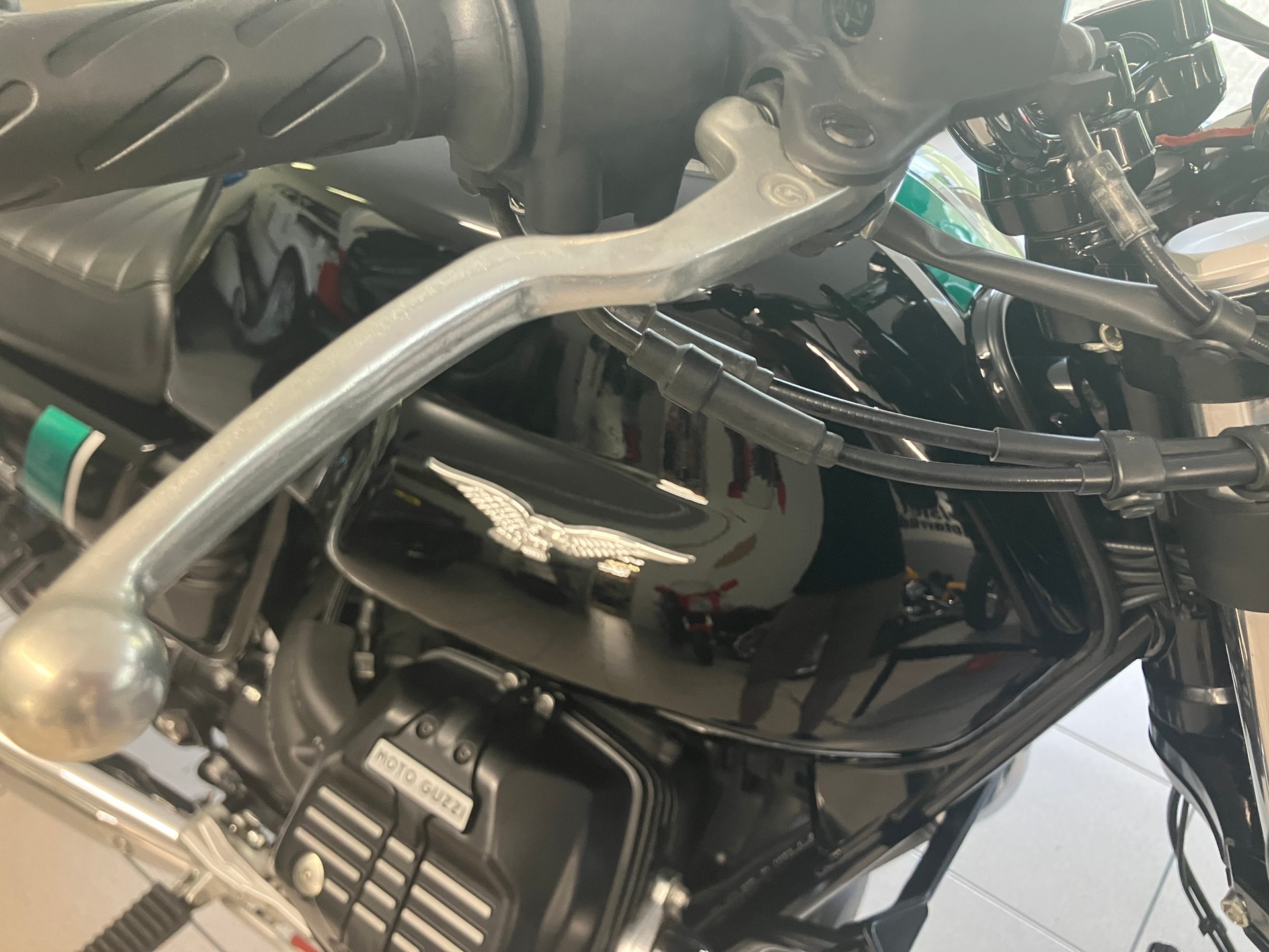 MOTO GUZZI V7 III Special 750 ABS-image-9