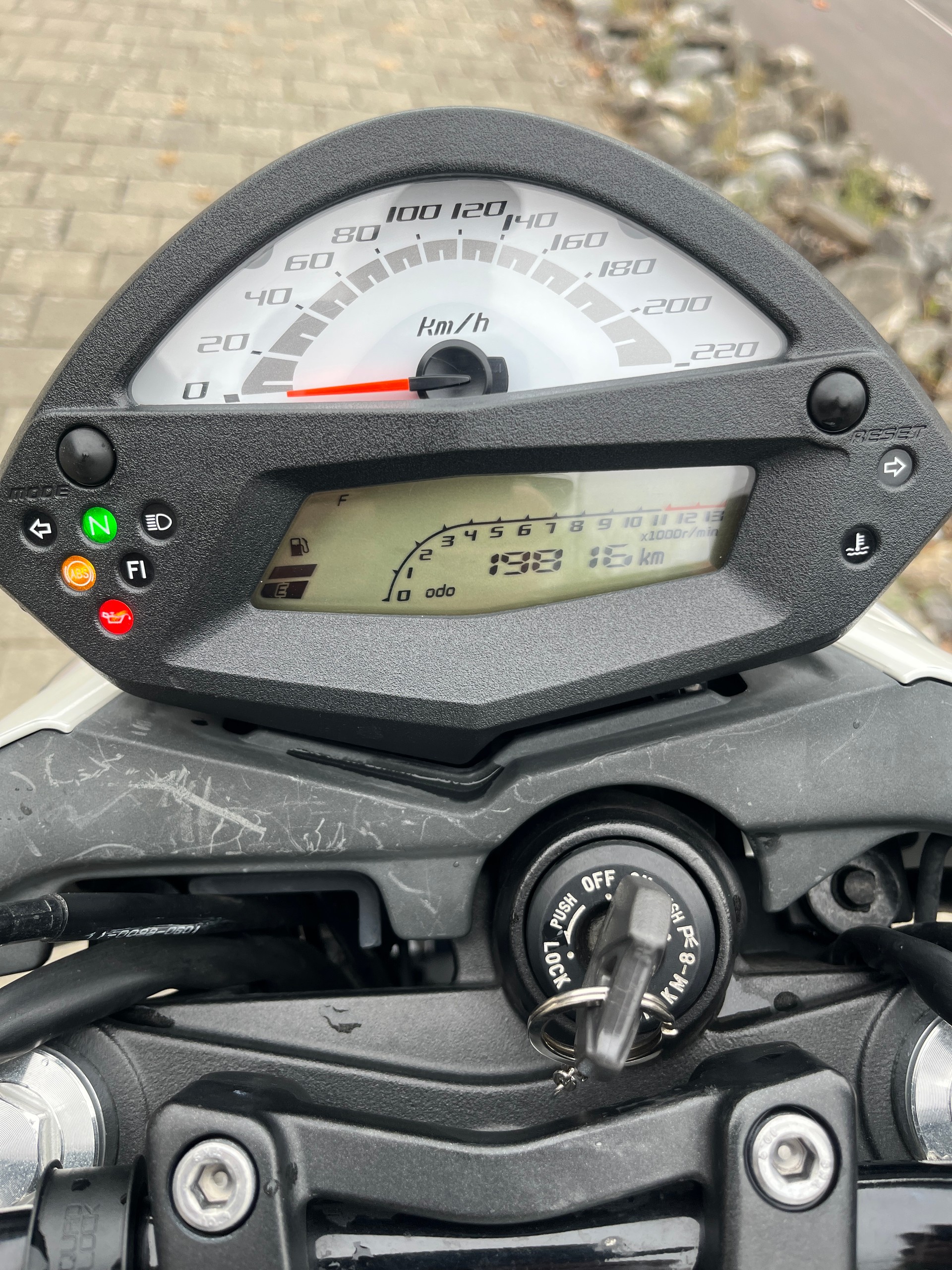 KAWASAKI ER-6 n ABS-image-6