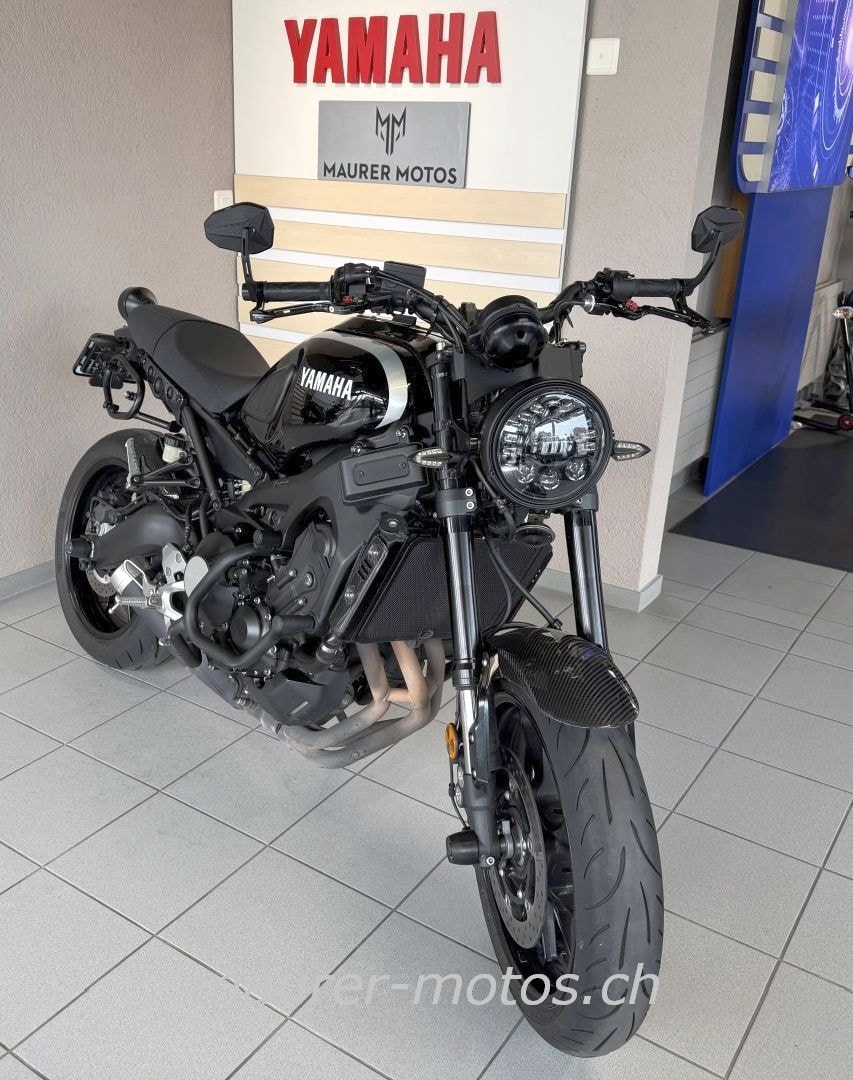 YAMAHA XSR 900 ABS CUSTOM CARBON-image-1
