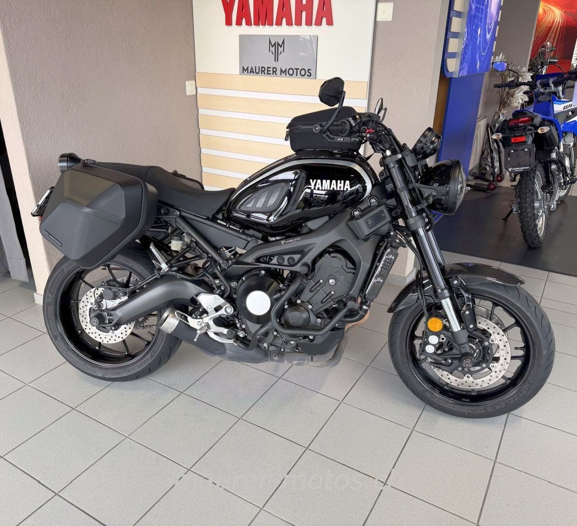 YAMAHA XSR 900 ABS CUSTOM CARBON-image-5