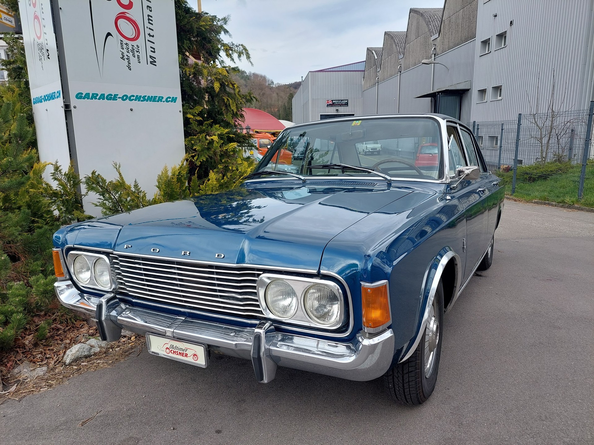 FORD 26 M-showroom-element-2