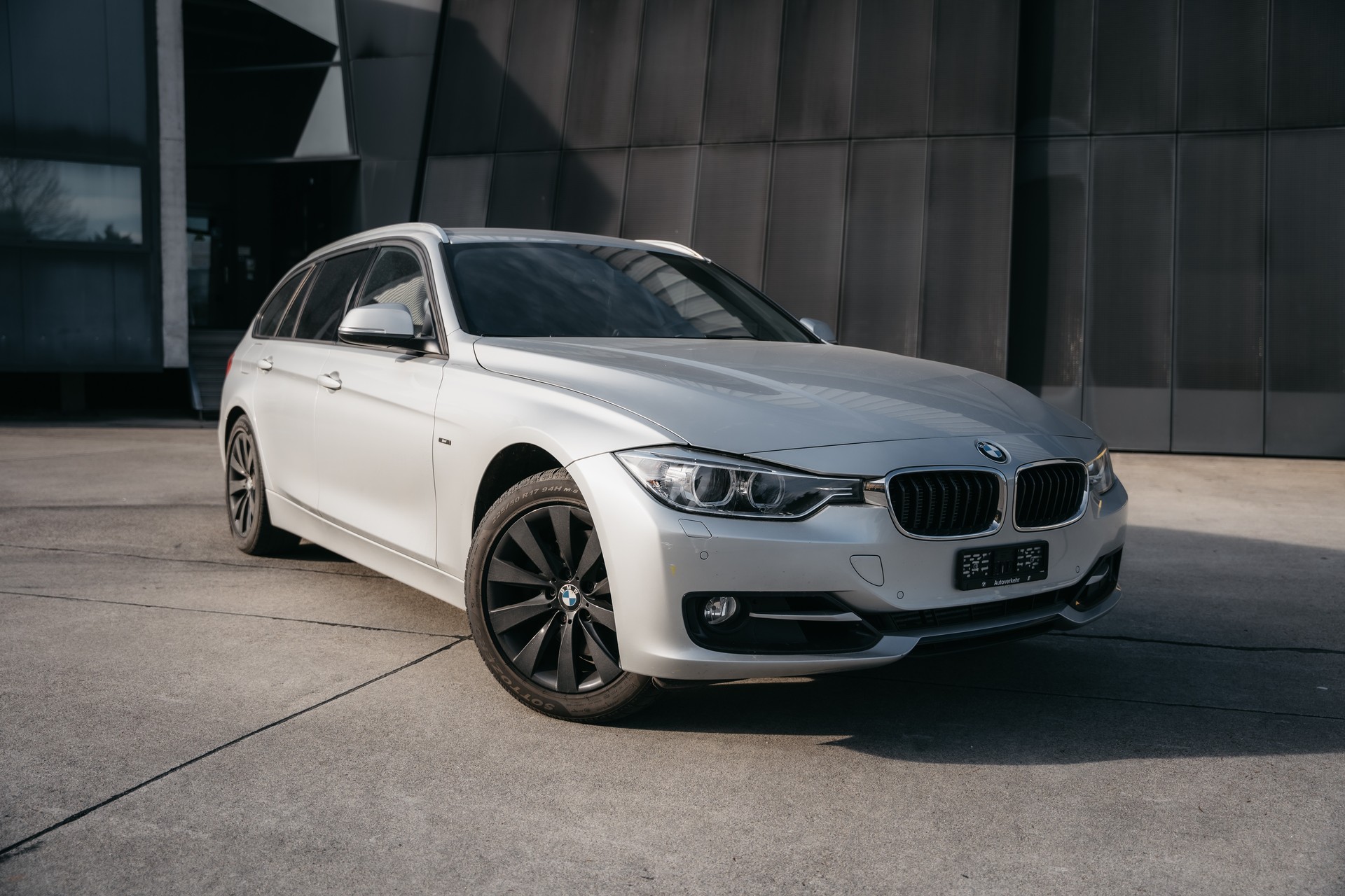 BMW 328i xDrive Touring Sport Line Steptronic