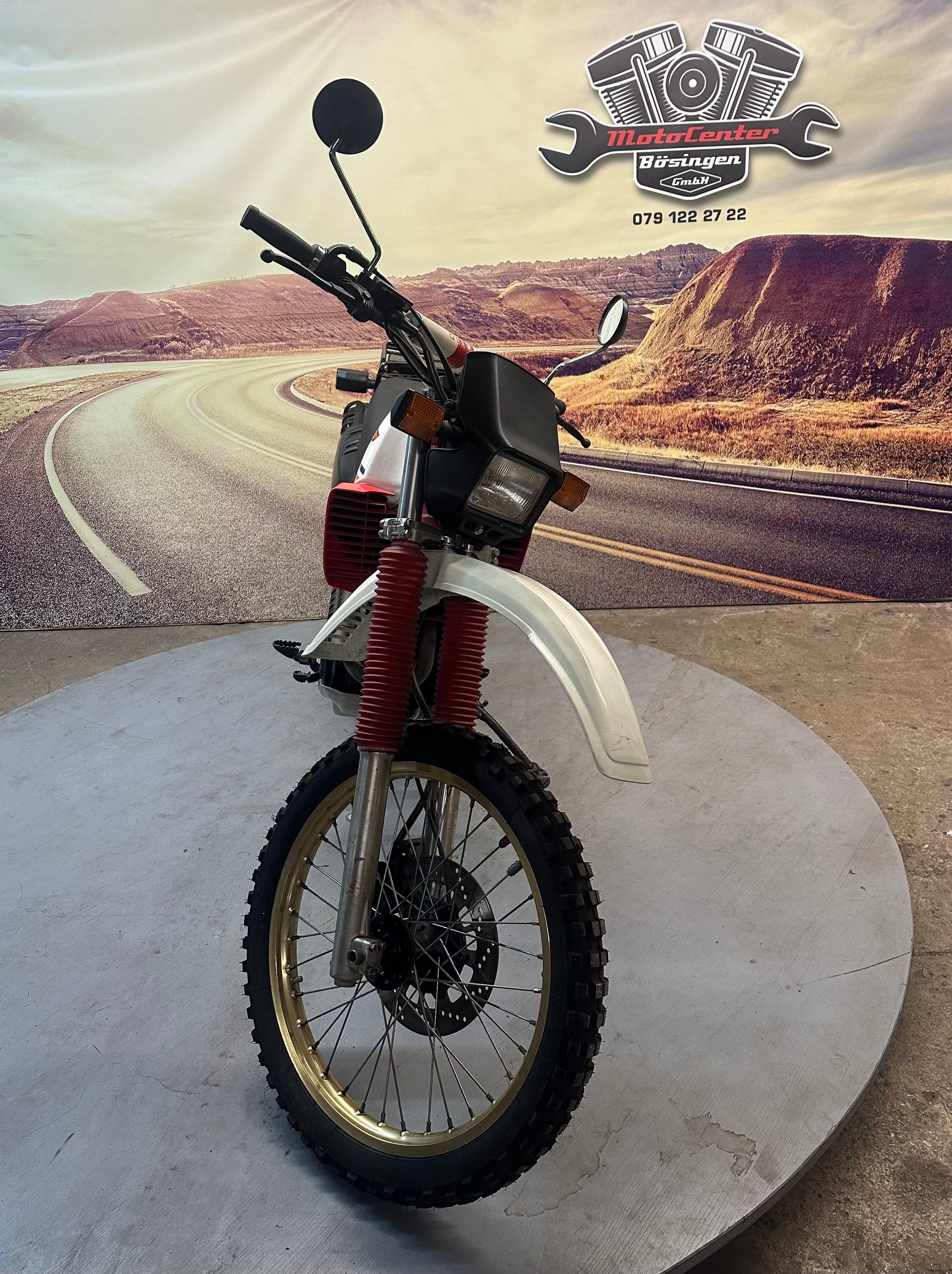 YAMAHA XT 600-image-1
