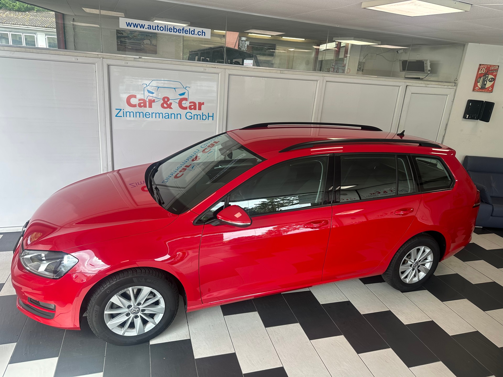 VW Golf Variant 1.6 TDI Value DSG-image-2