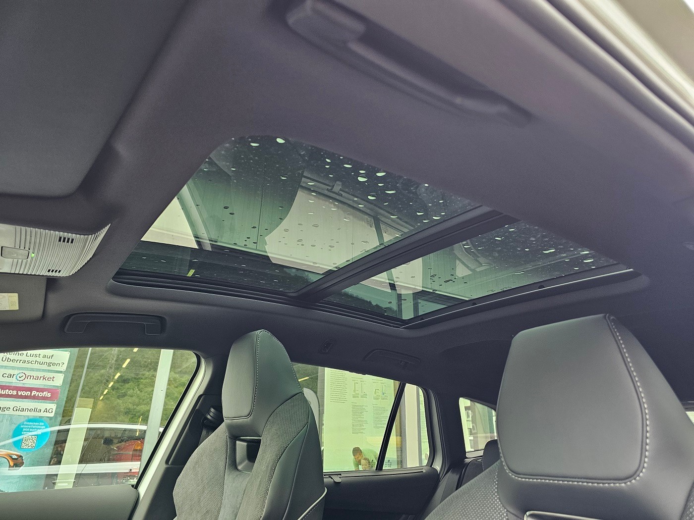 SKODA Enyaq 85x Sportline 4x4-image-22