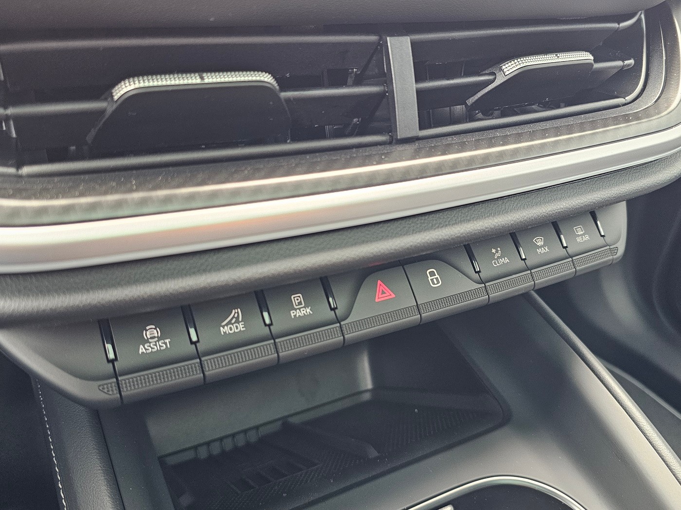 SKODA Enyaq 85x Sportline 4x4-image-13