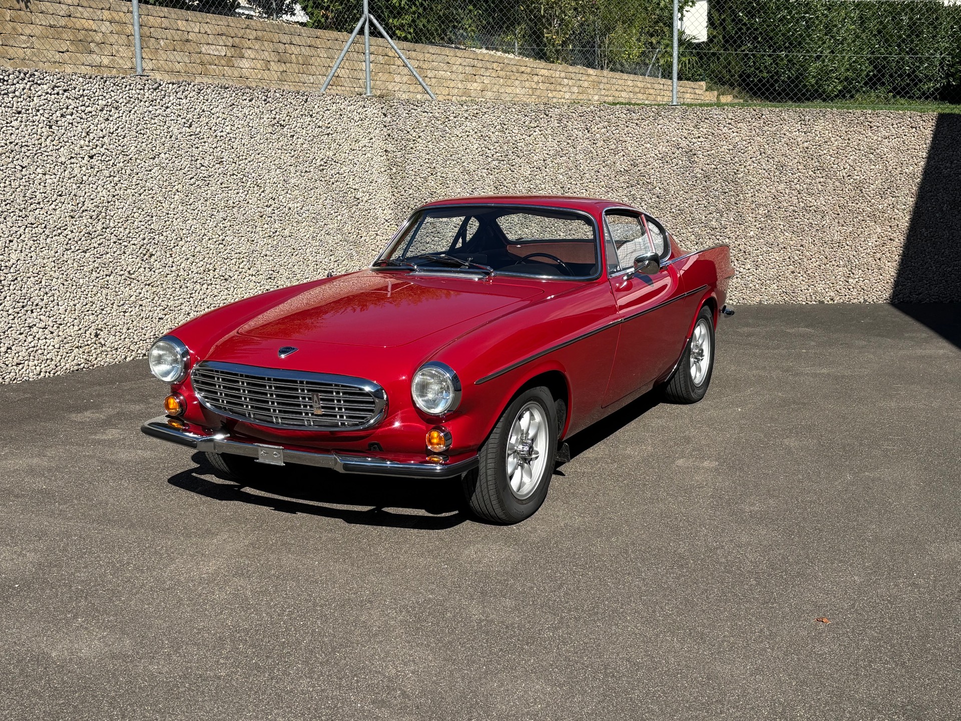 VOLVO P1800S mit originalem 2-Liter Motor