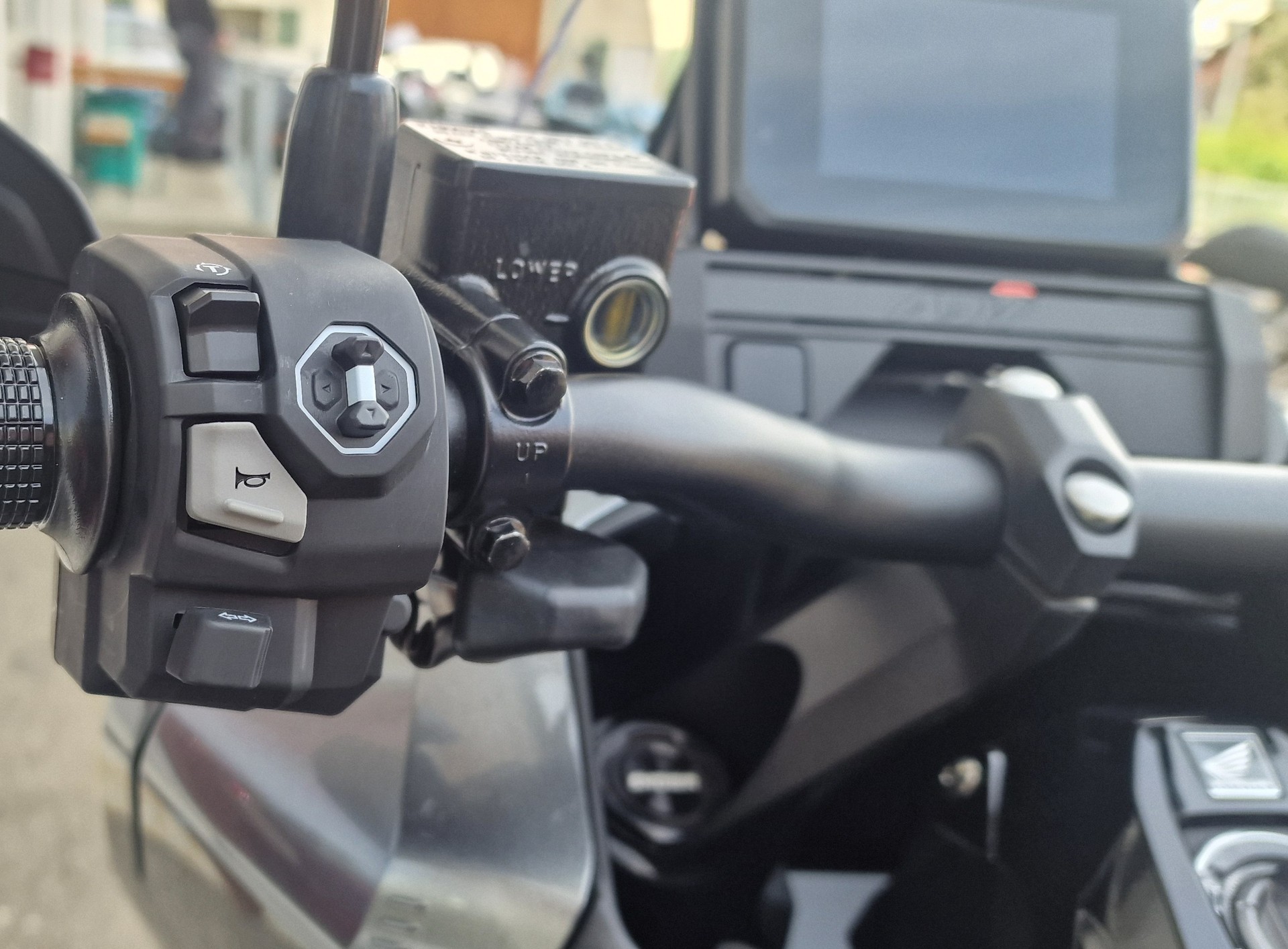 HONDA ADV 350 - TFT Konnektivität - 2026-image-6