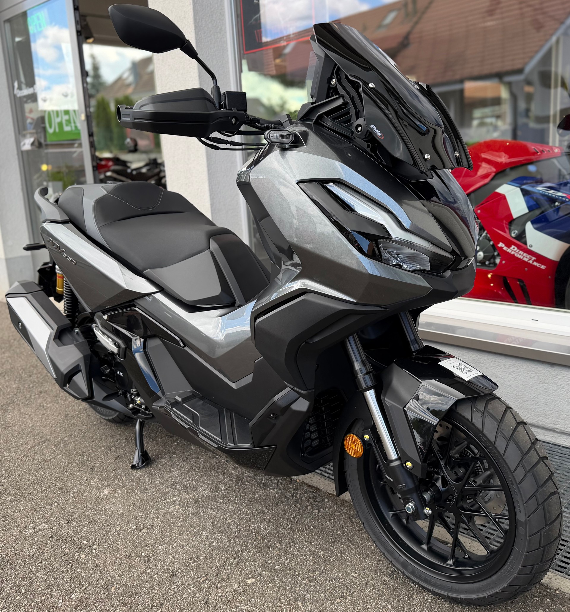 HONDA ADV 350 - TFT Konnektivität - 2026-showroom-element-2