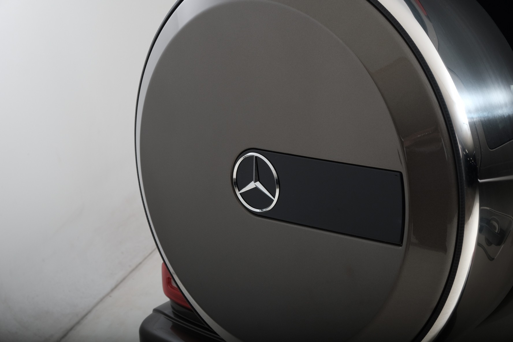 MERCEDES-BENZ G 450d 9G-Tronic-image-5