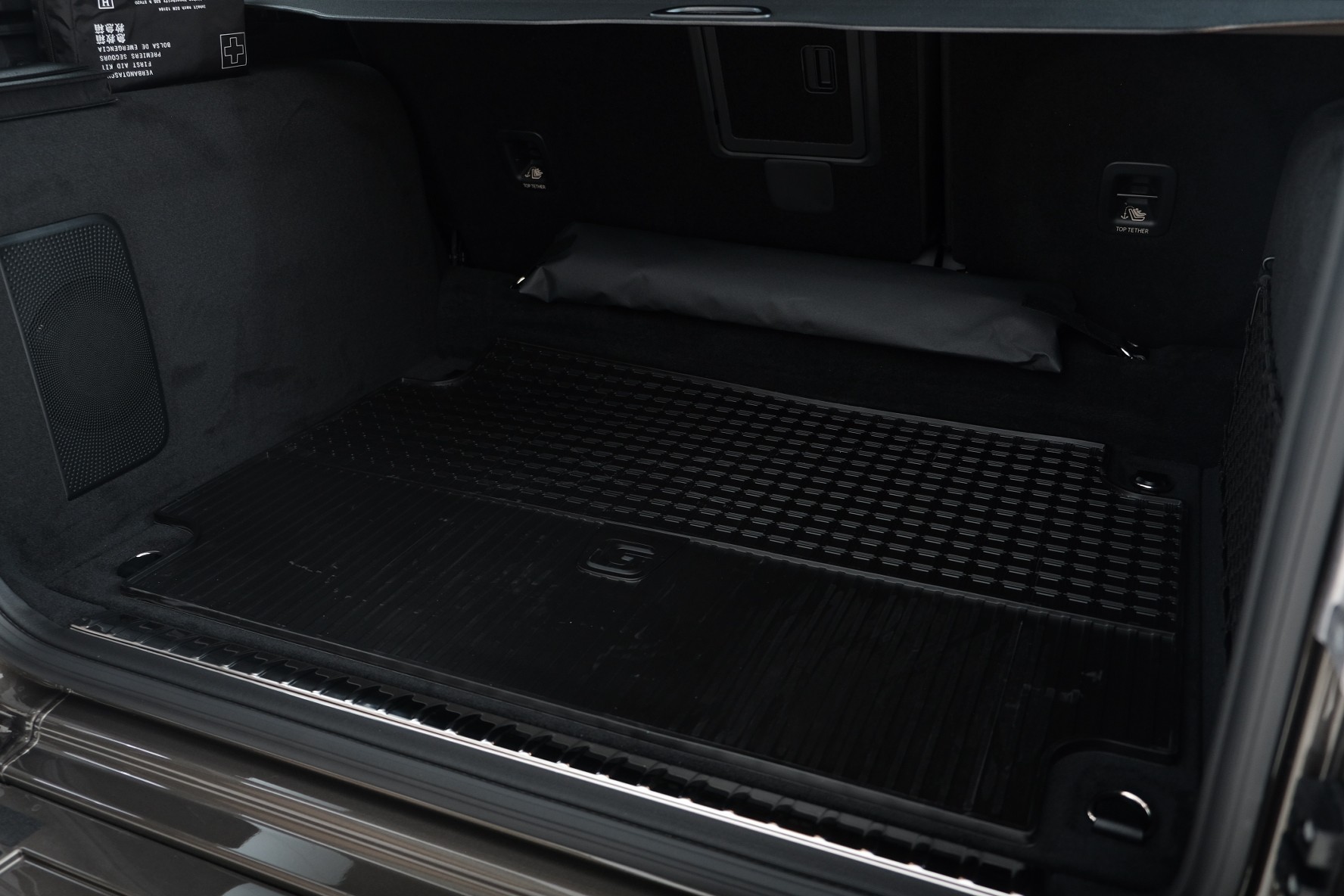 MERCEDES-BENZ G 450d 9G-Tronic-image-12