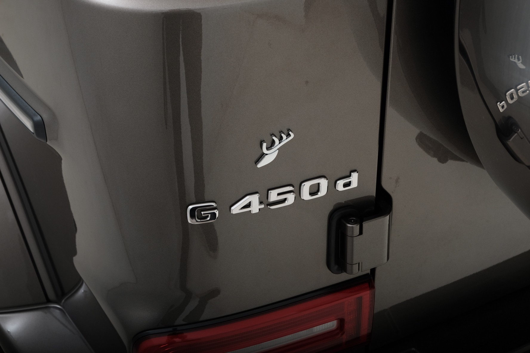 MERCEDES-BENZ G 450d 9G-Tronic-image-7