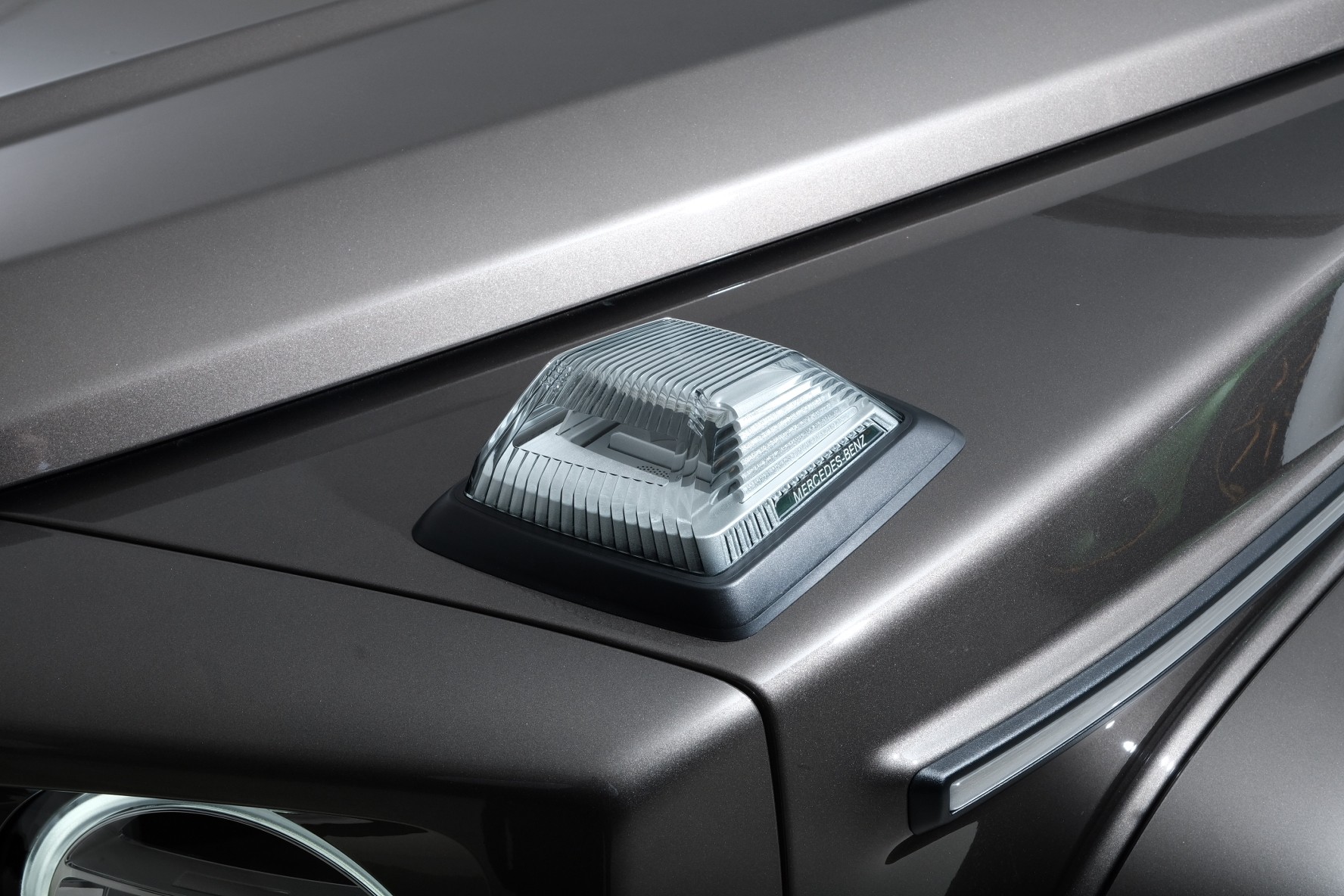 MERCEDES-BENZ G 450d 9G-Tronic-showroom-element-3