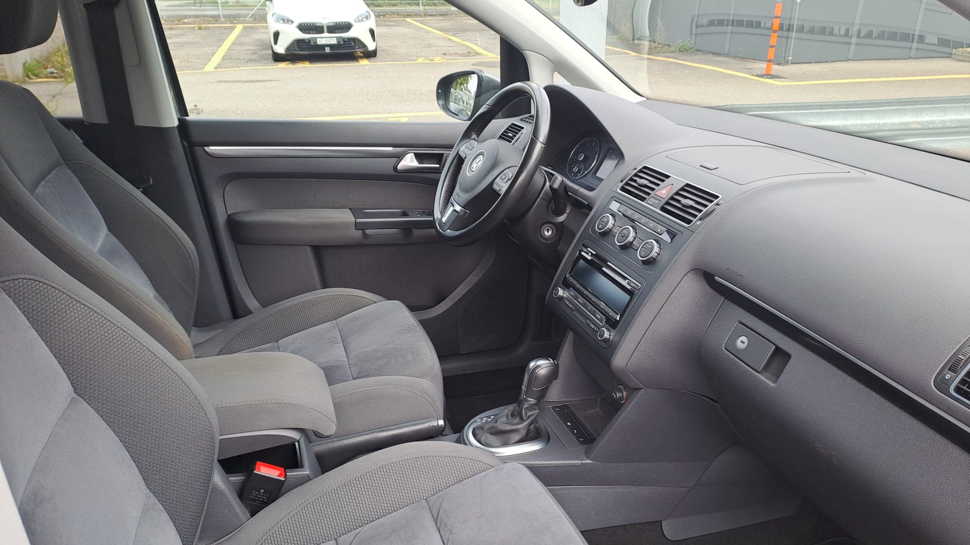 VW Touran 1.4 TSI Comfortline DSG-image-5
