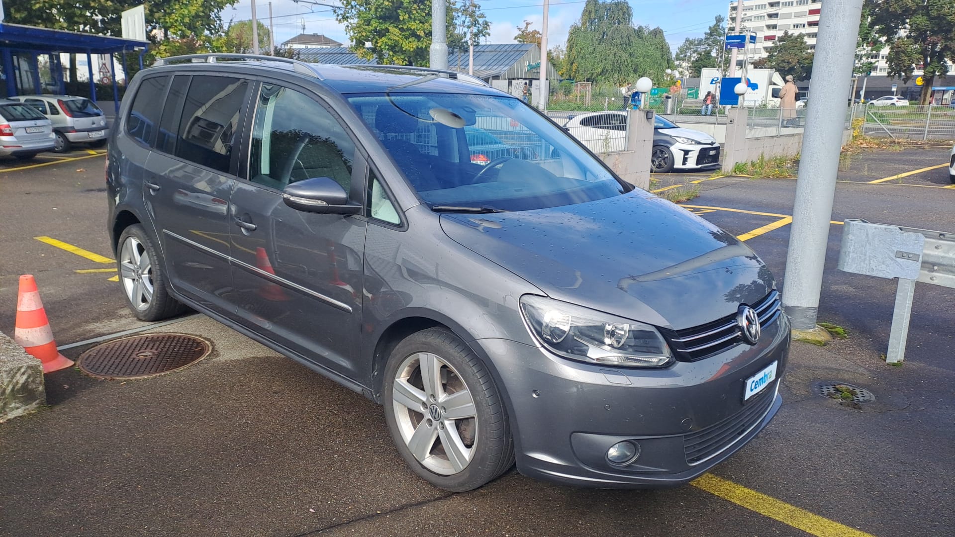VW Touran 1.4 TSI Comfortline DSG-showroom-element-1