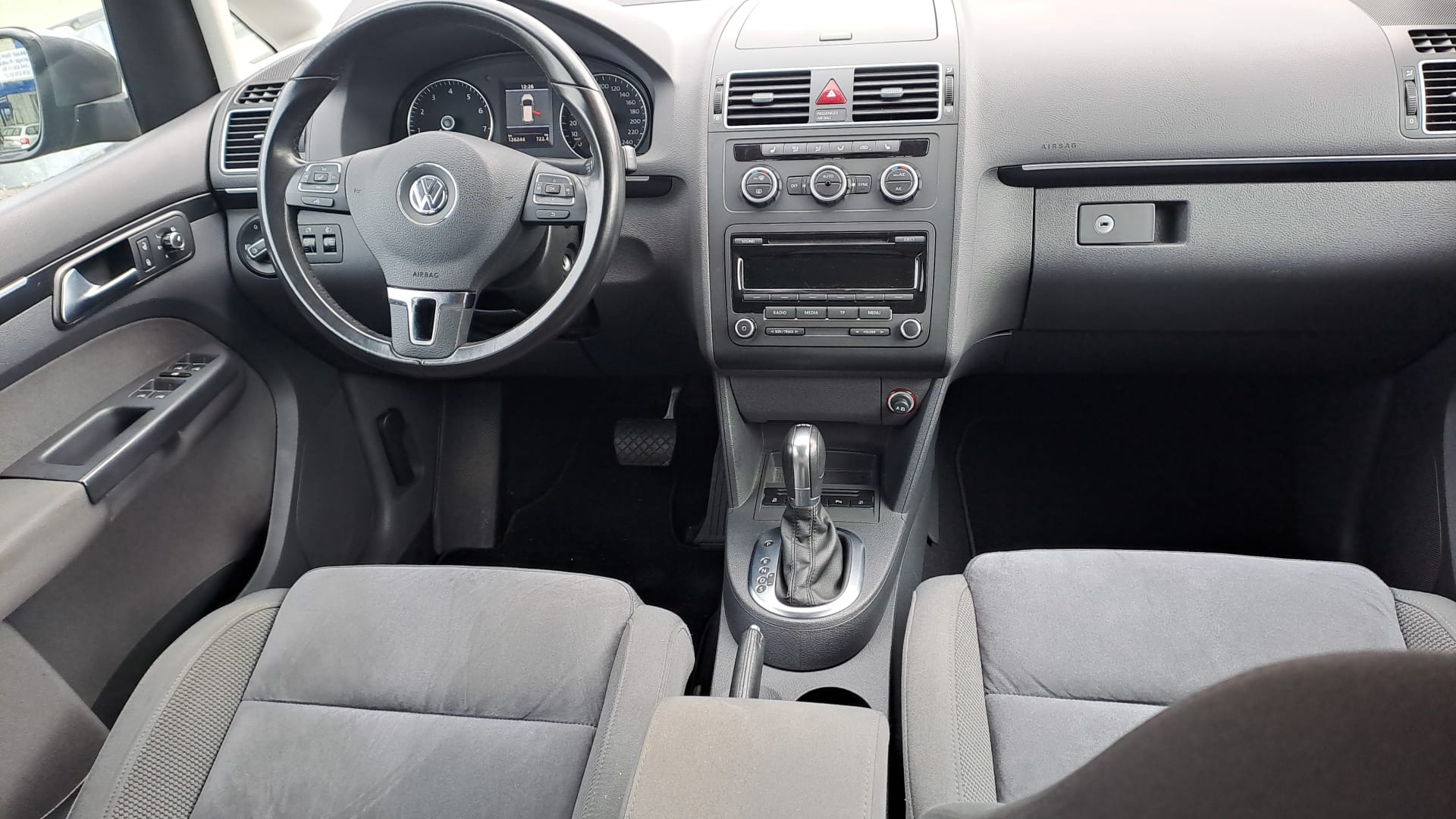 VW Touran 1.4 TSI Comfortline DSG-showroom-element-3