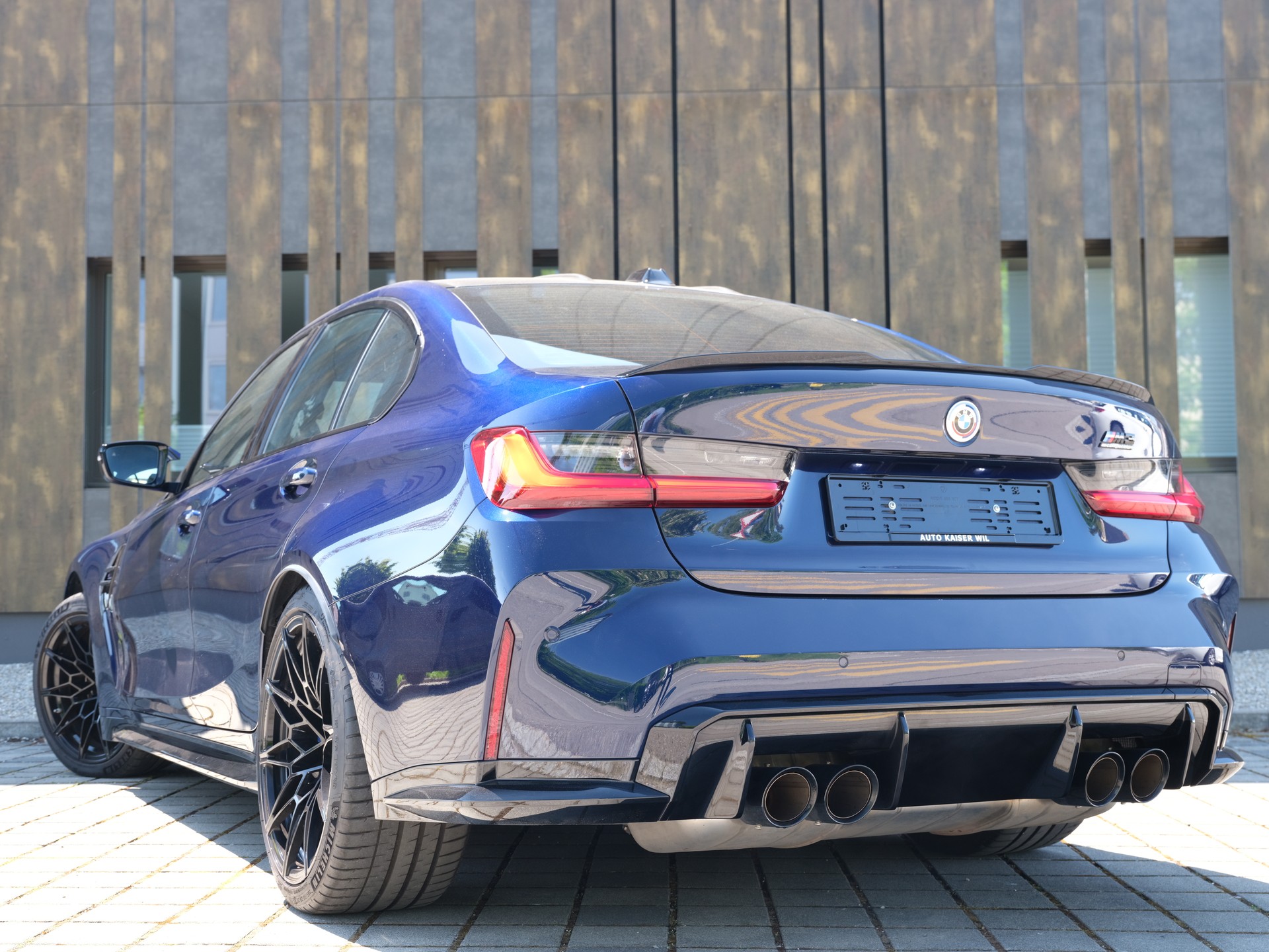 BMW M3 Competition M xDrive-image-8