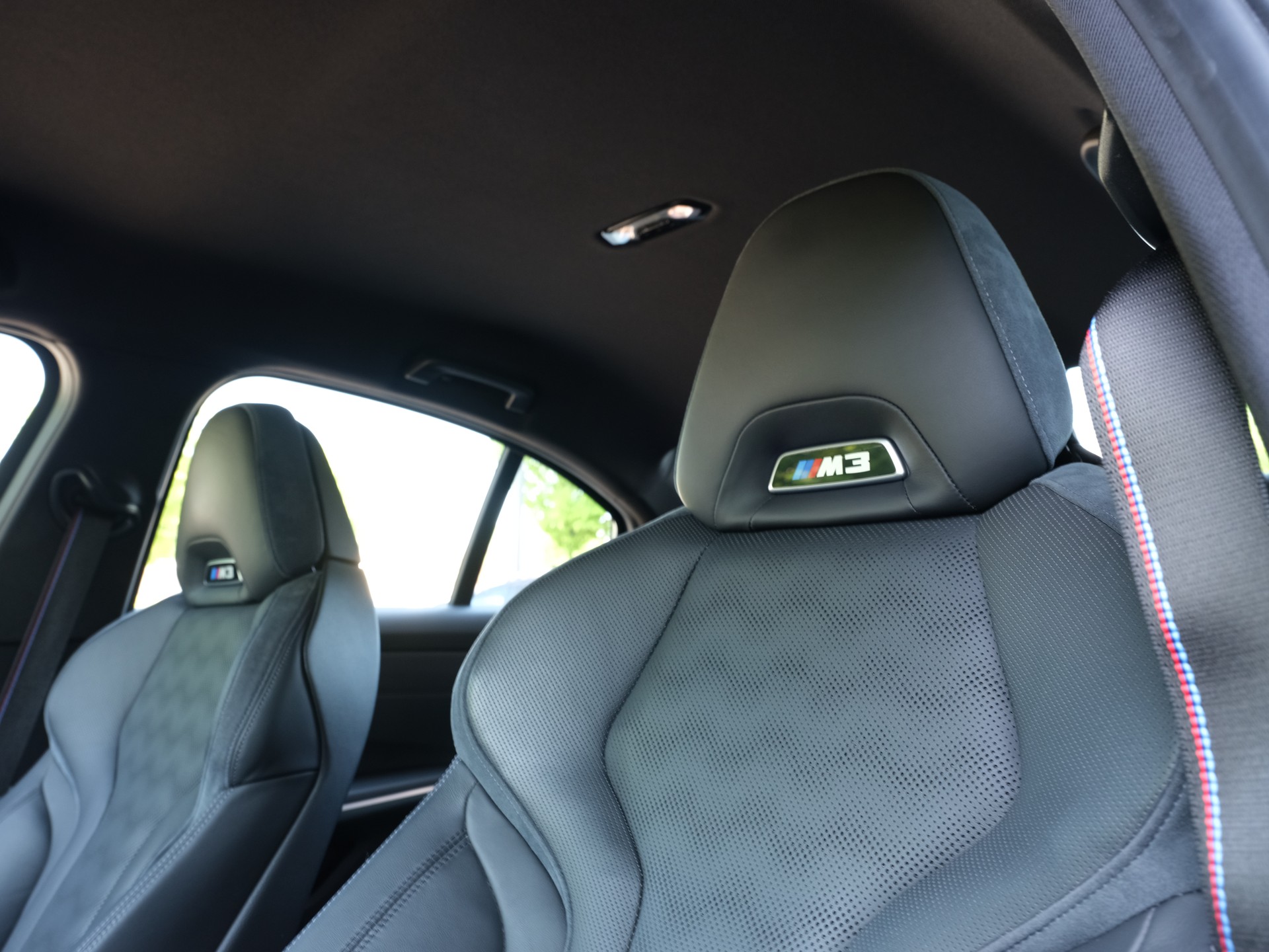 BMW M3 Competition M xDrive-image-17