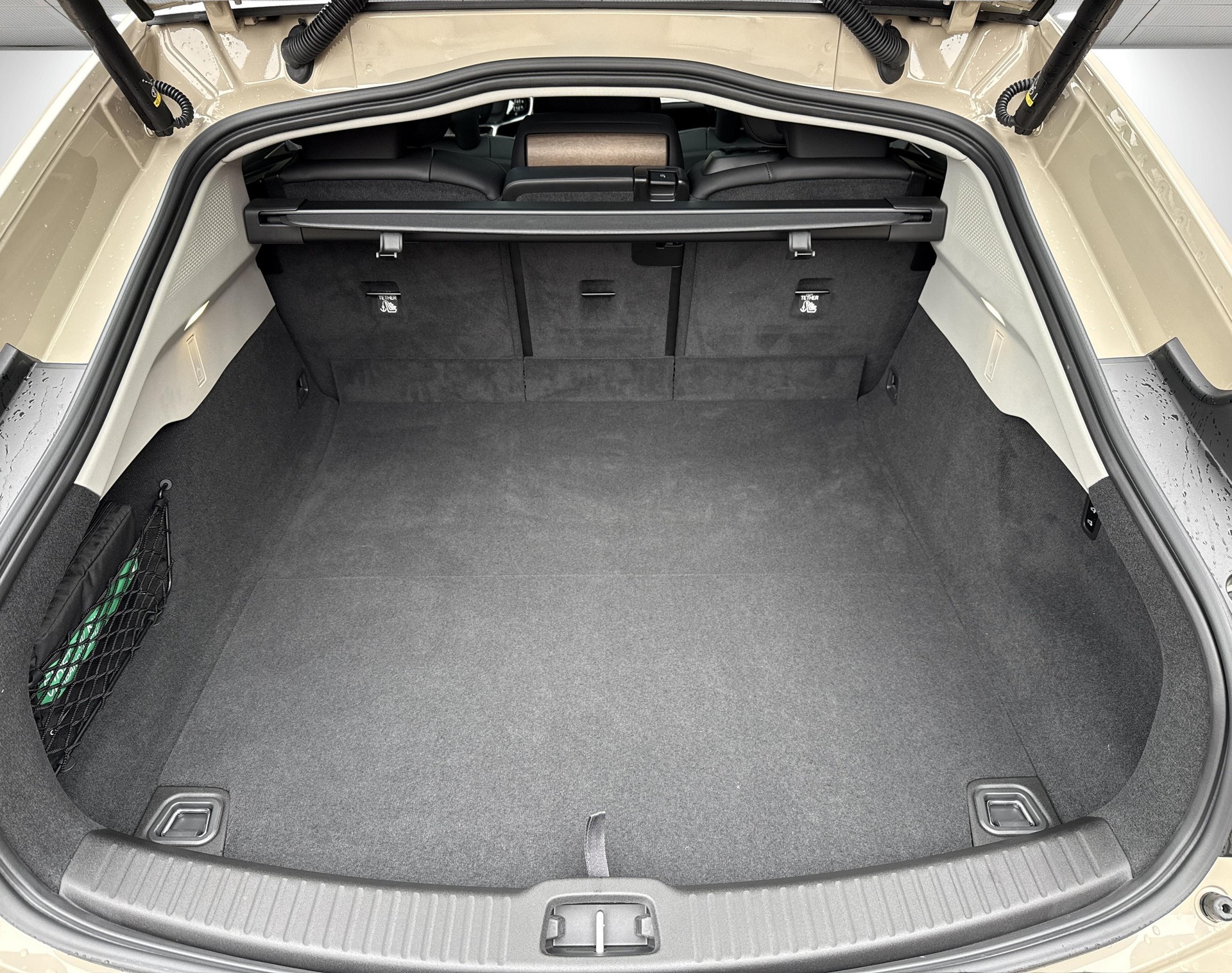 VOLVO ES90 Ultra-image-5