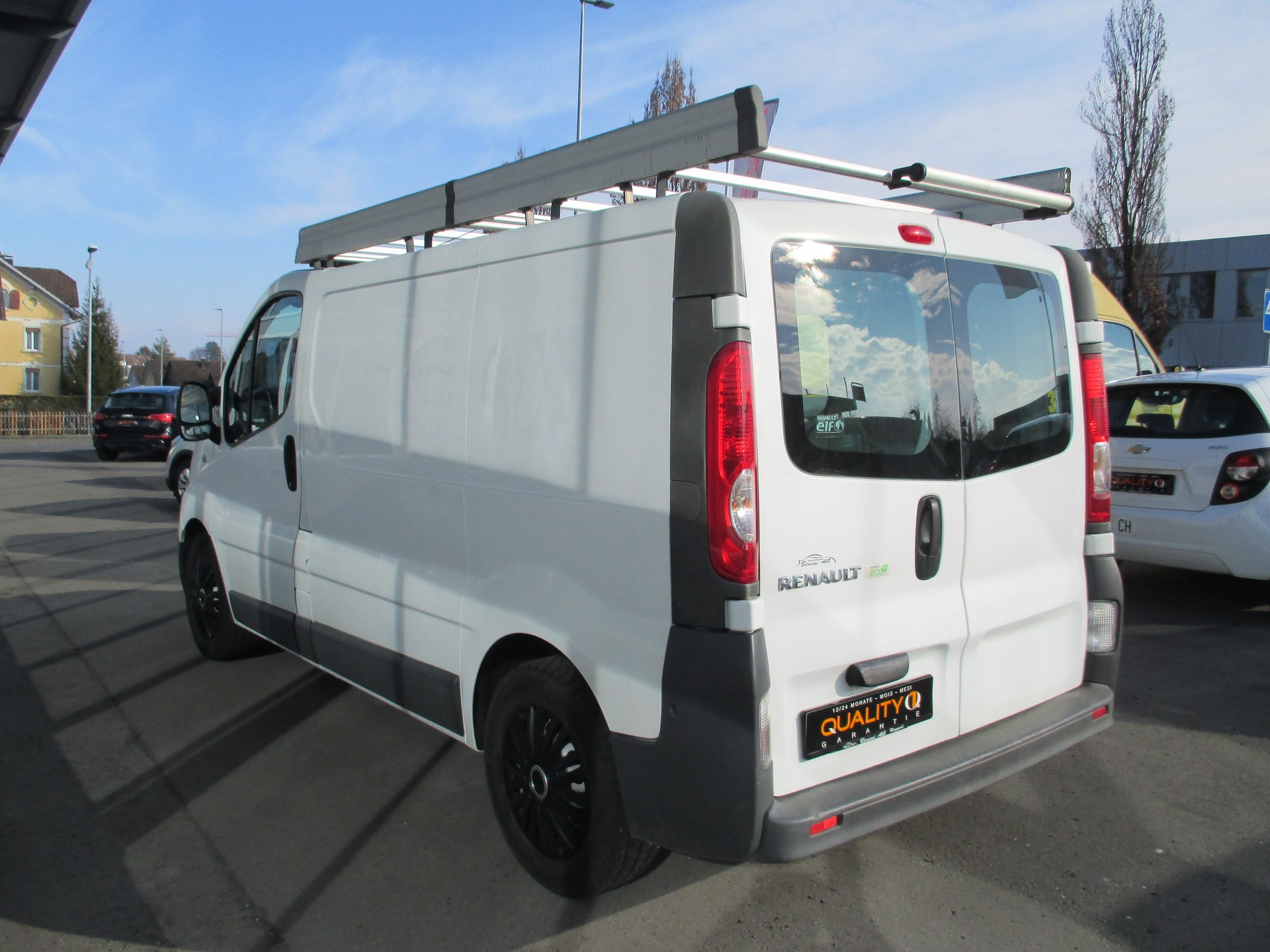 RENAULT Trafic 2.0 dCi 90 2.7t L1H1-image-6