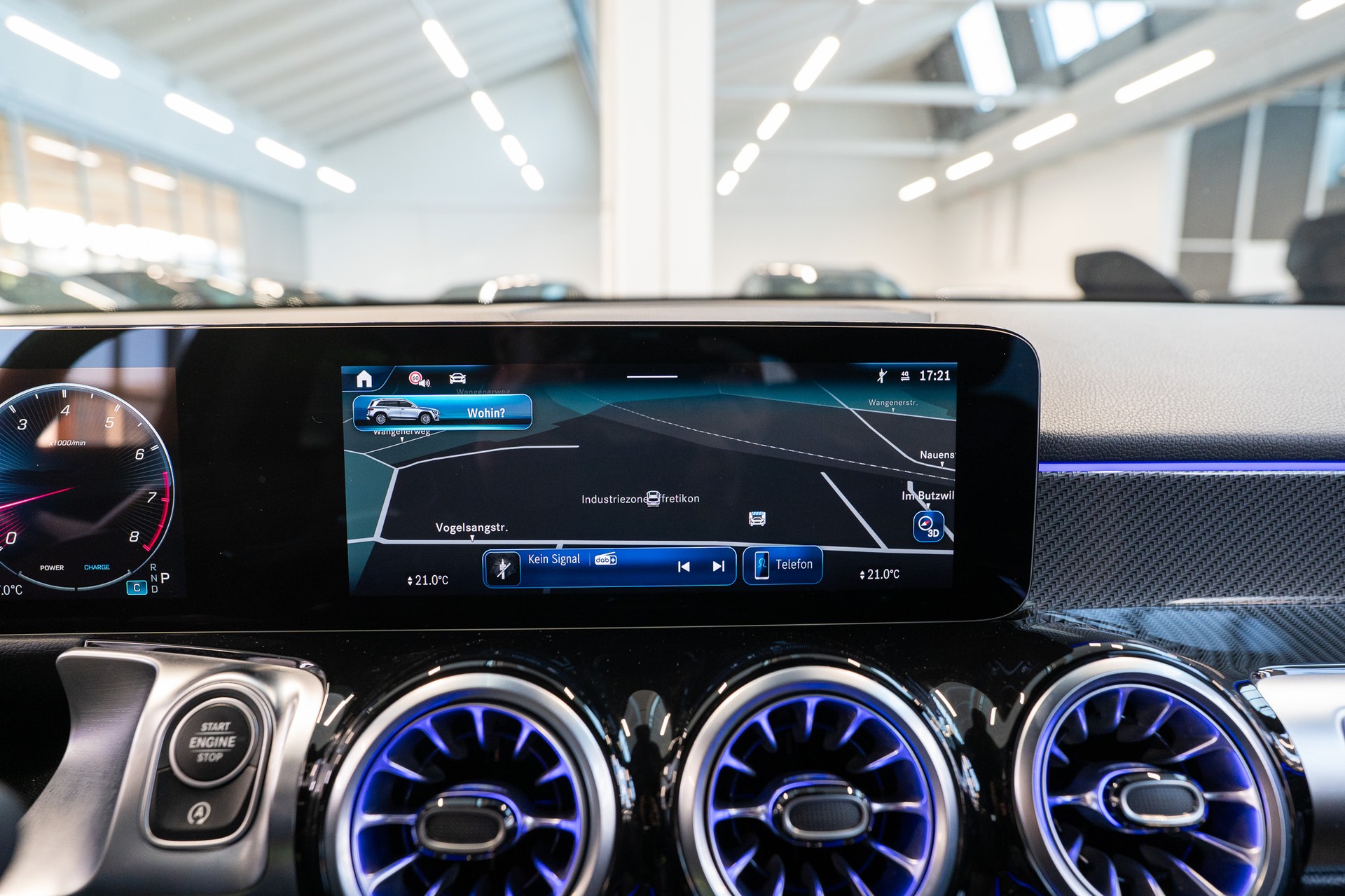 MERCEDES-BENZ GLB 35 AMG 4matic / Facelift / 360°Kamera / AHK-image-22