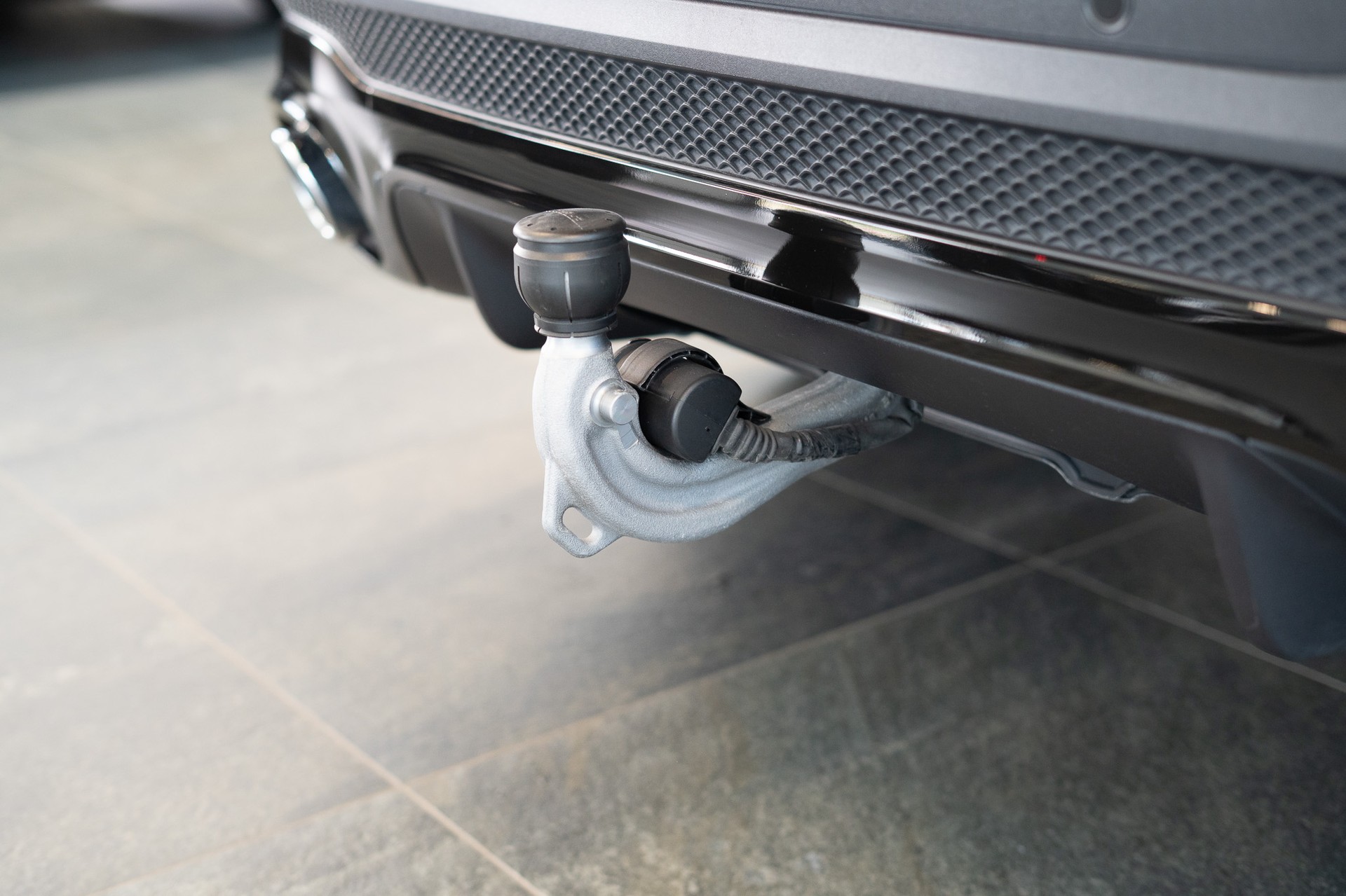 MERCEDES-BENZ GLB 35 AMG 4matic / Facelift / 360°Kamera / AHK-image-7